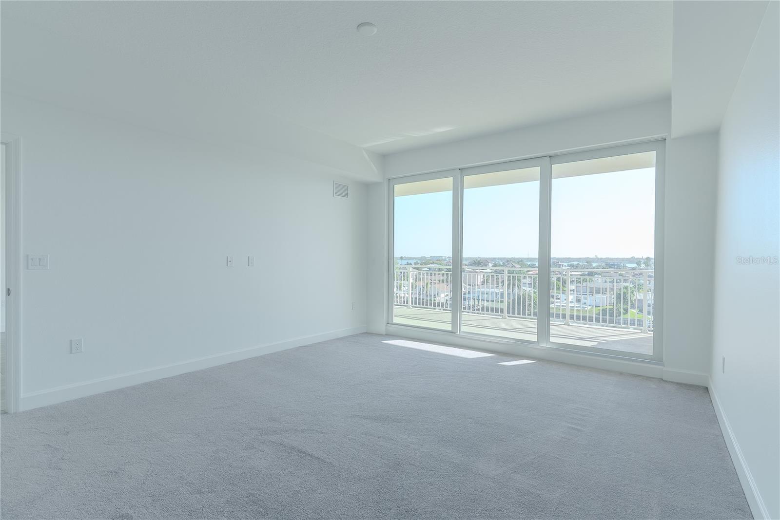 125 ISLAND WAY #503 — photo 20