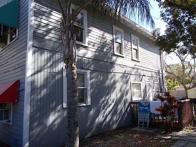 518 6TH AVE SW — photo 9