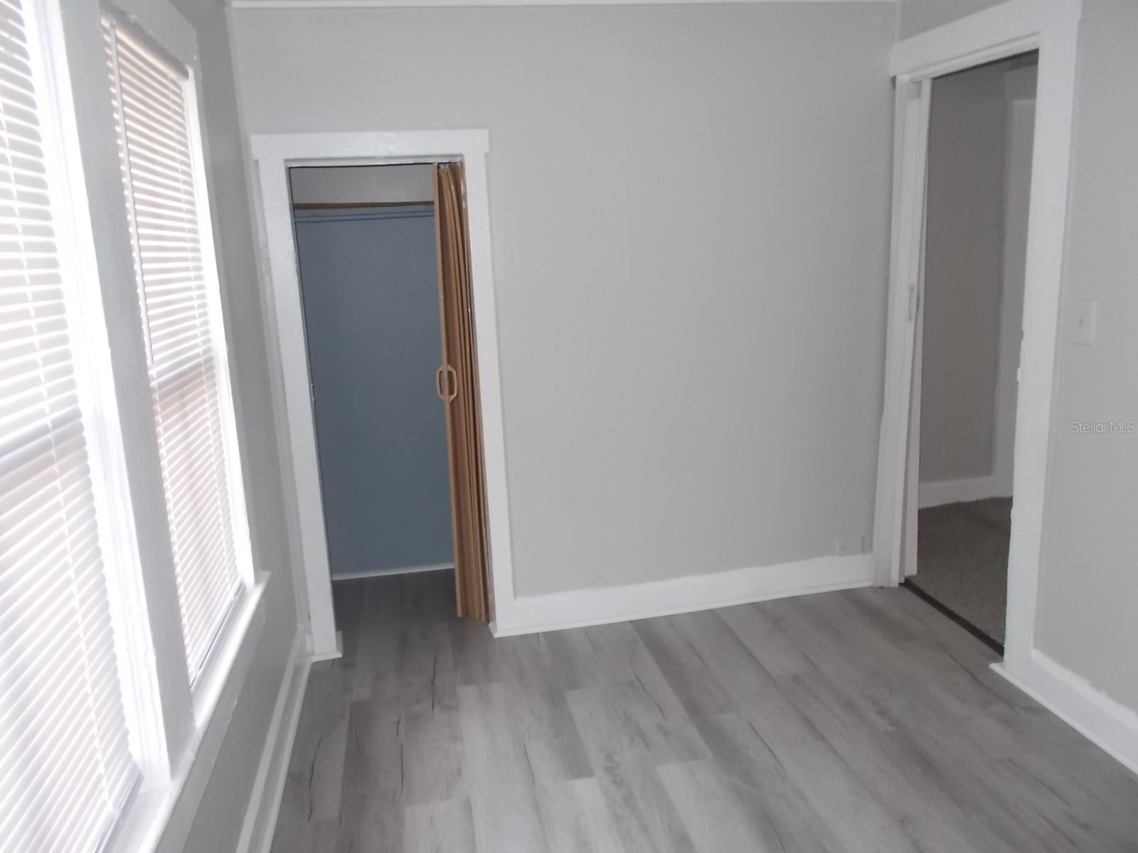 518 6TH AVE SW — photo 20