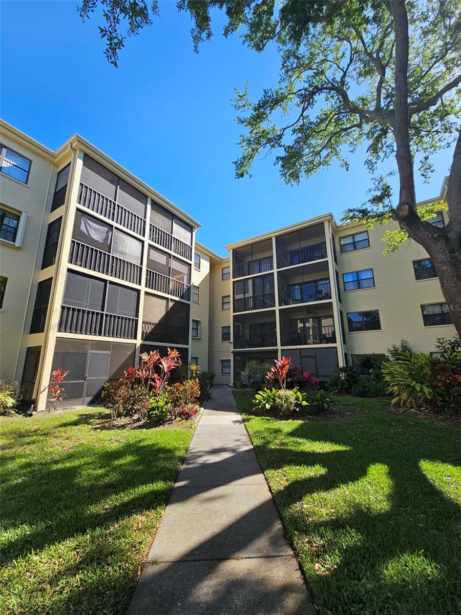 315 30TH AVE W #B307 — photo 29