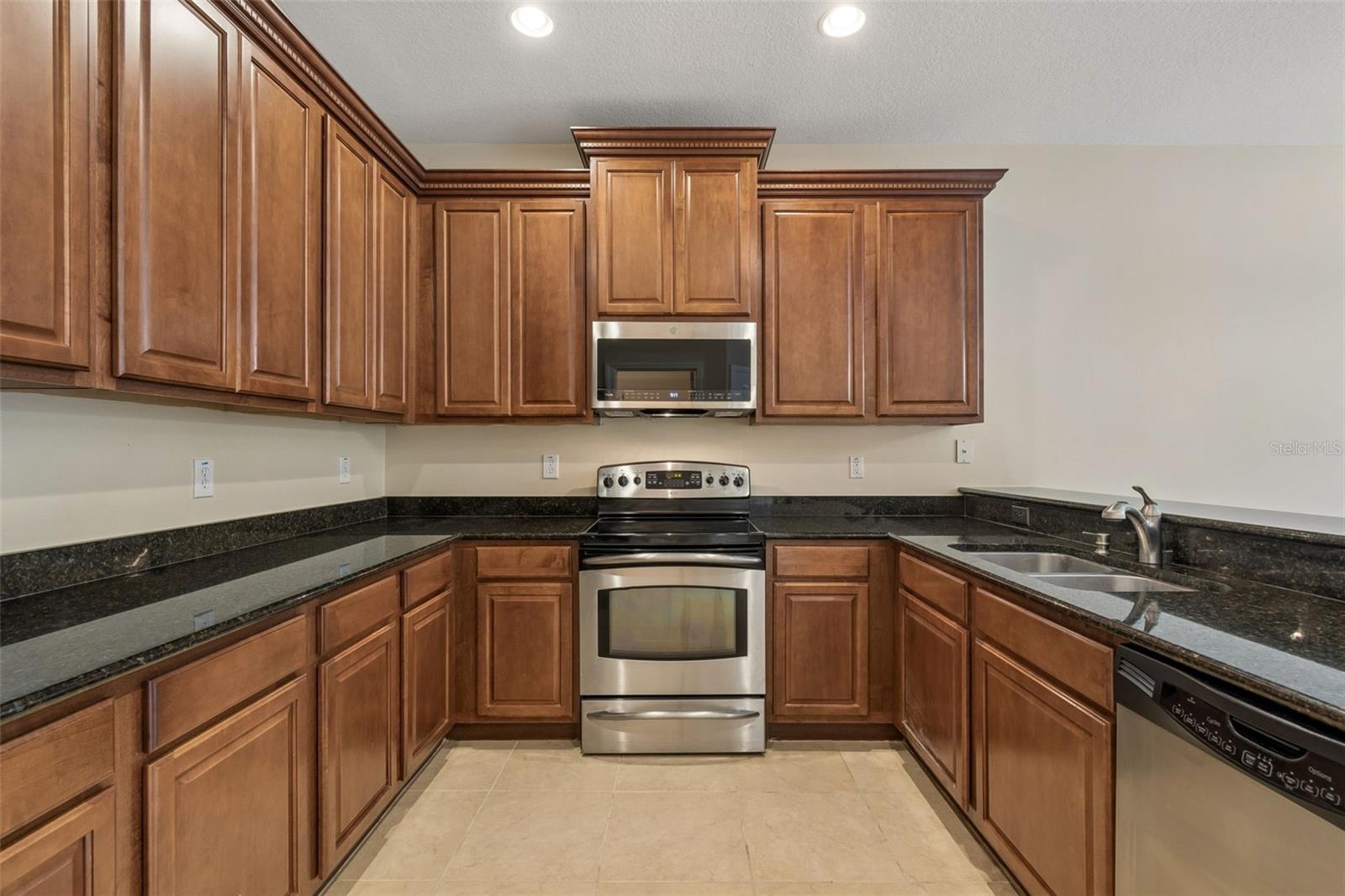 20112 INDIAN ROSEWOOD DR — photo 27