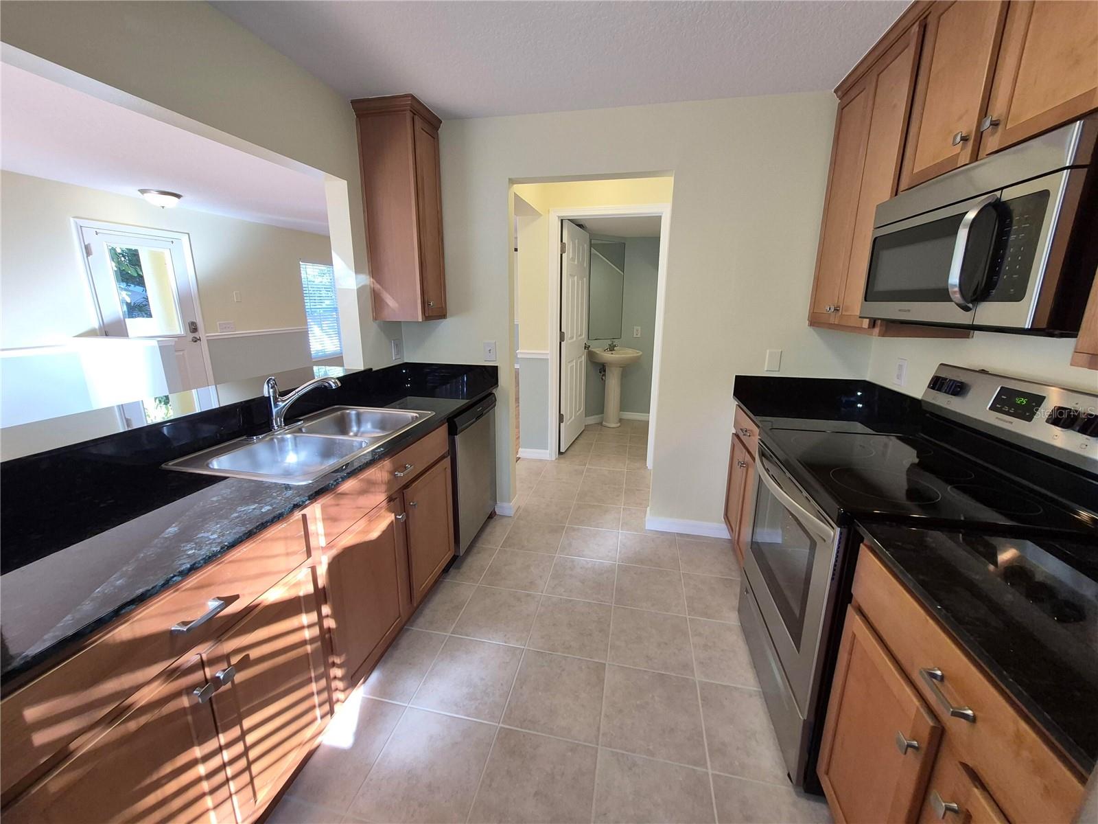 3845 ISLAND WAY — photo 10