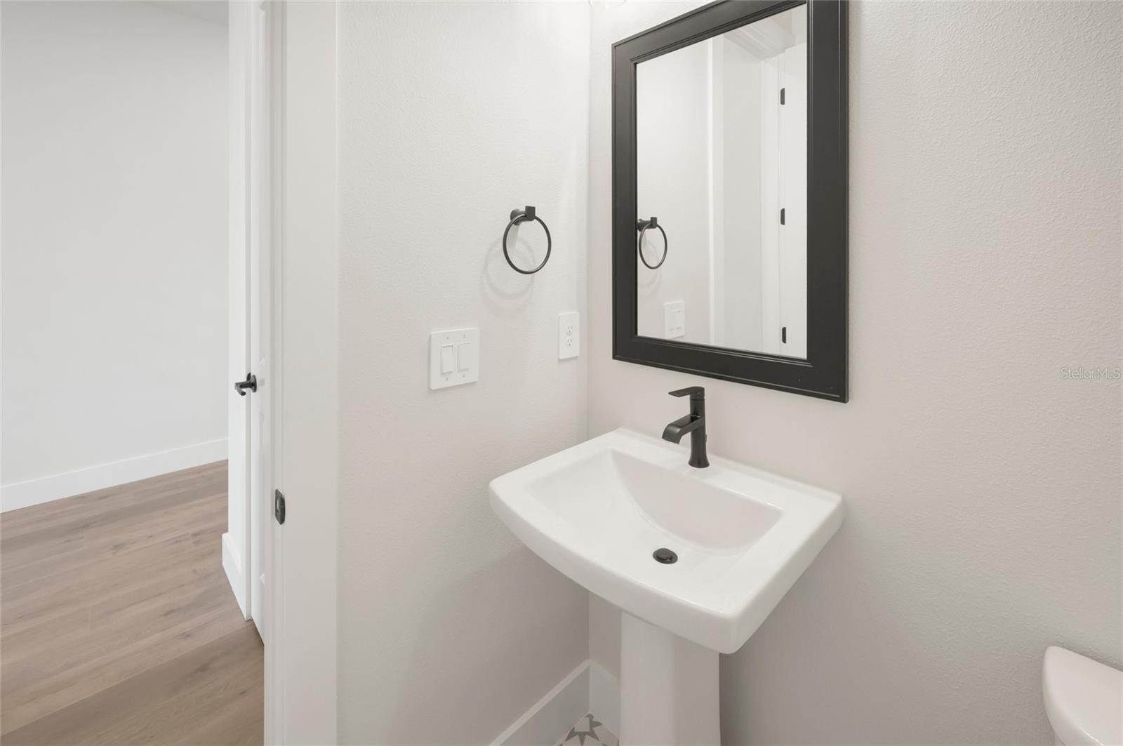 6821 CHLOE CT — photo 30