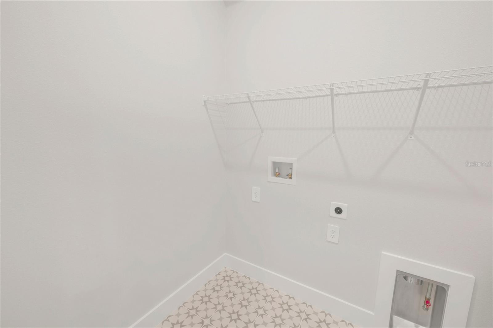 6821 CHLOE CT — photo 31