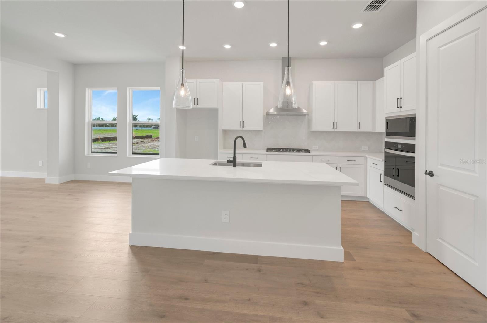 6821 CHLOE CT — photo 4