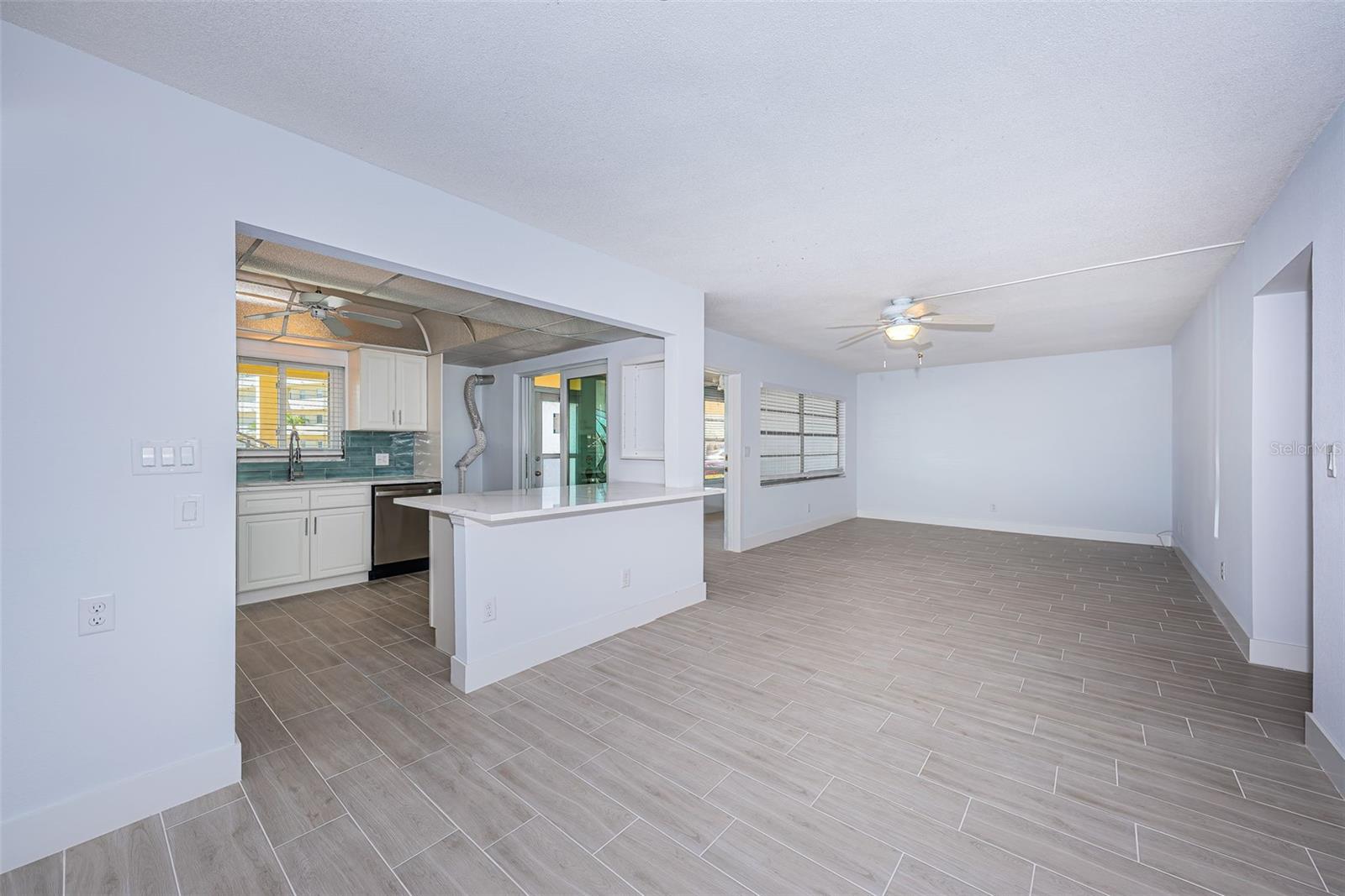 4700 COVE CIR #110 — photo 17