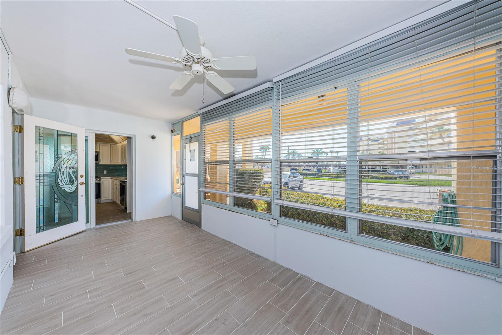 4700 COVE CIR #110 — photo 9