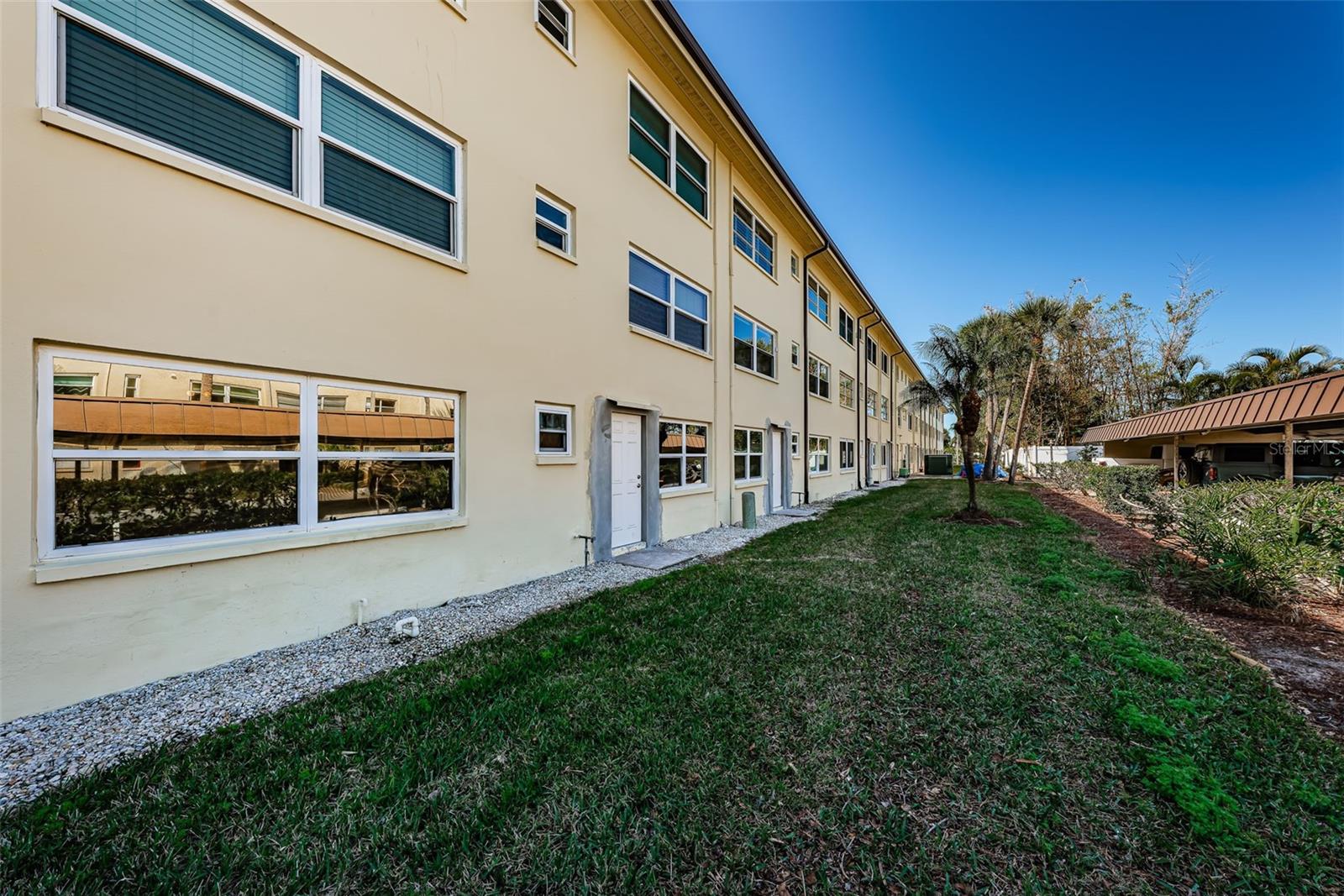 4700 COVE CIR #110 — photo 26