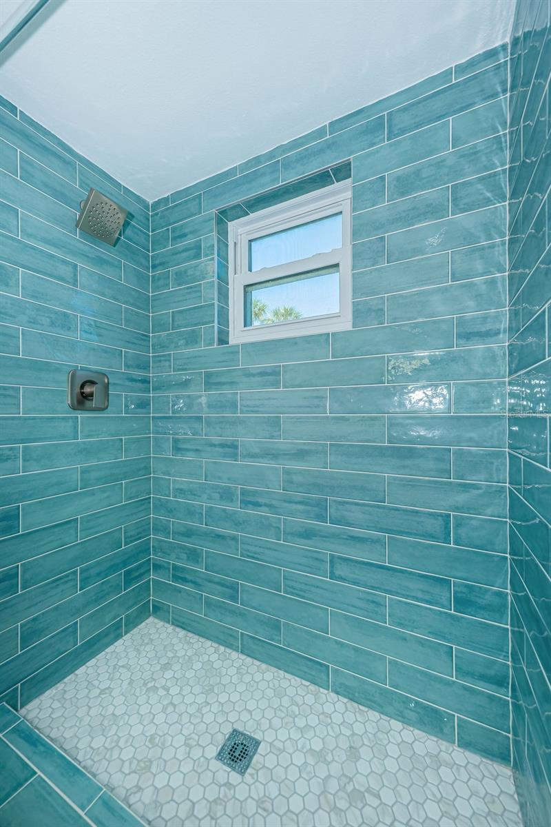 4700 COVE CIR #110 — photo 20