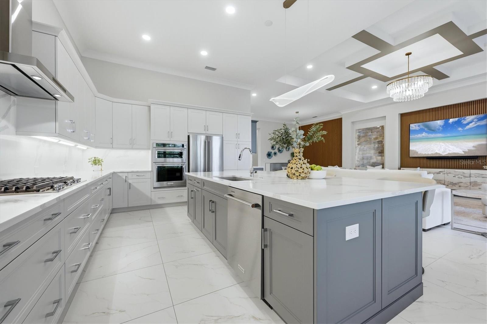 8352 SEA GLASS CT — photo 24