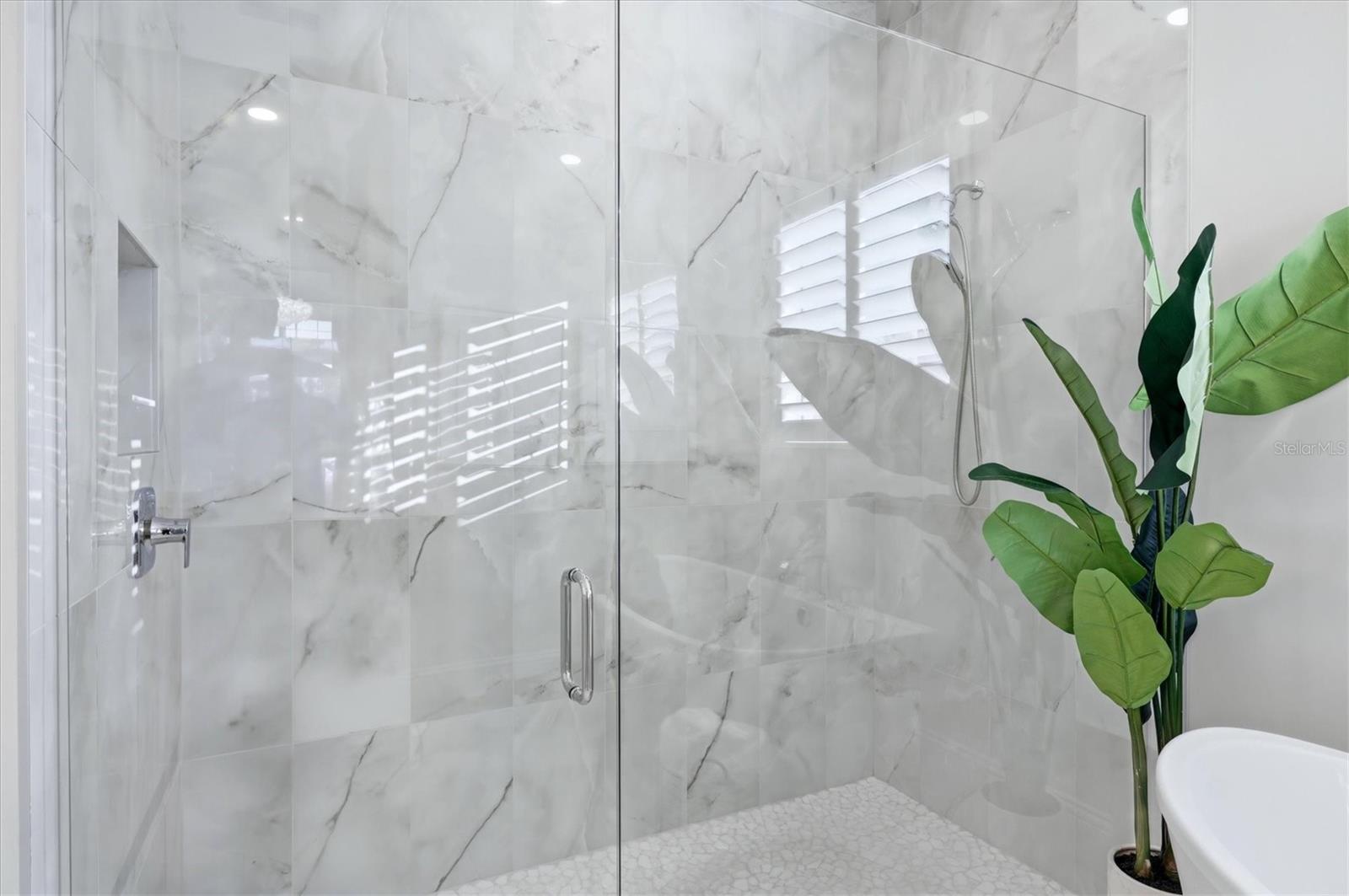 8352 SEA GLASS CT — photo 34