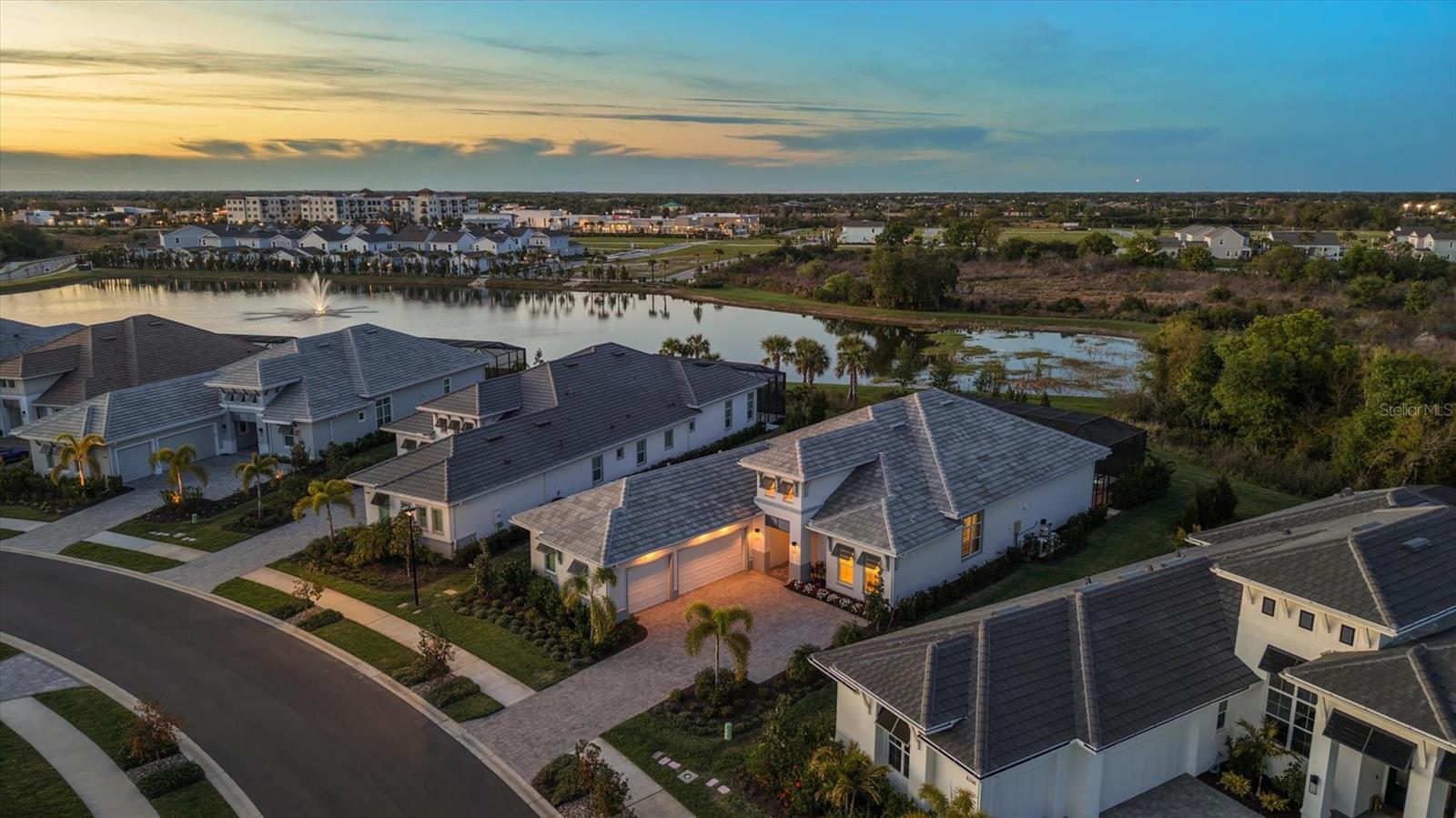 8352 SEA GLASS CT — photo 57