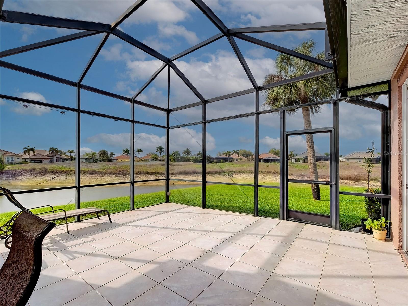 1645 PALMETTO PALM WAY — photo 40