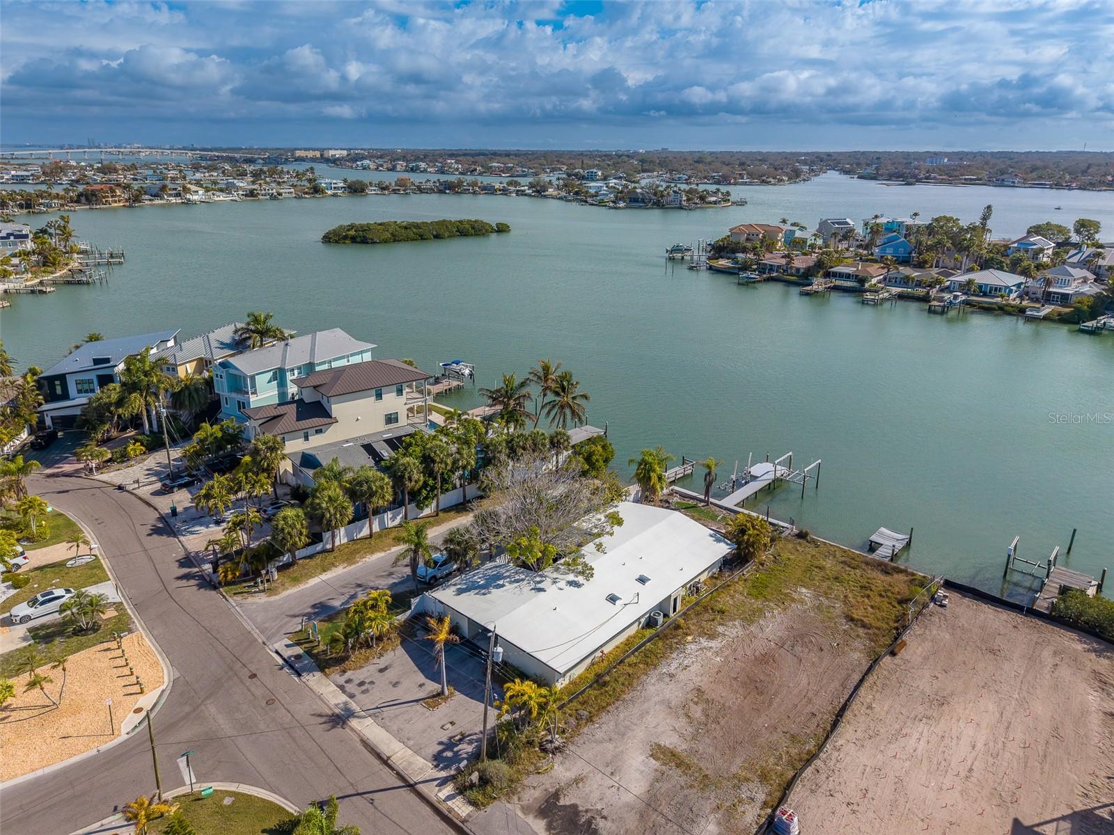 1217 BAY SHORE BLVD — photo 43