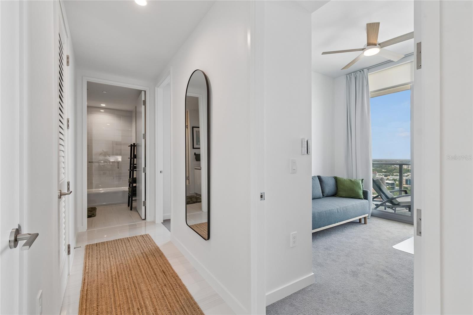 400 CENTRAL AVE #2102 — photo 38