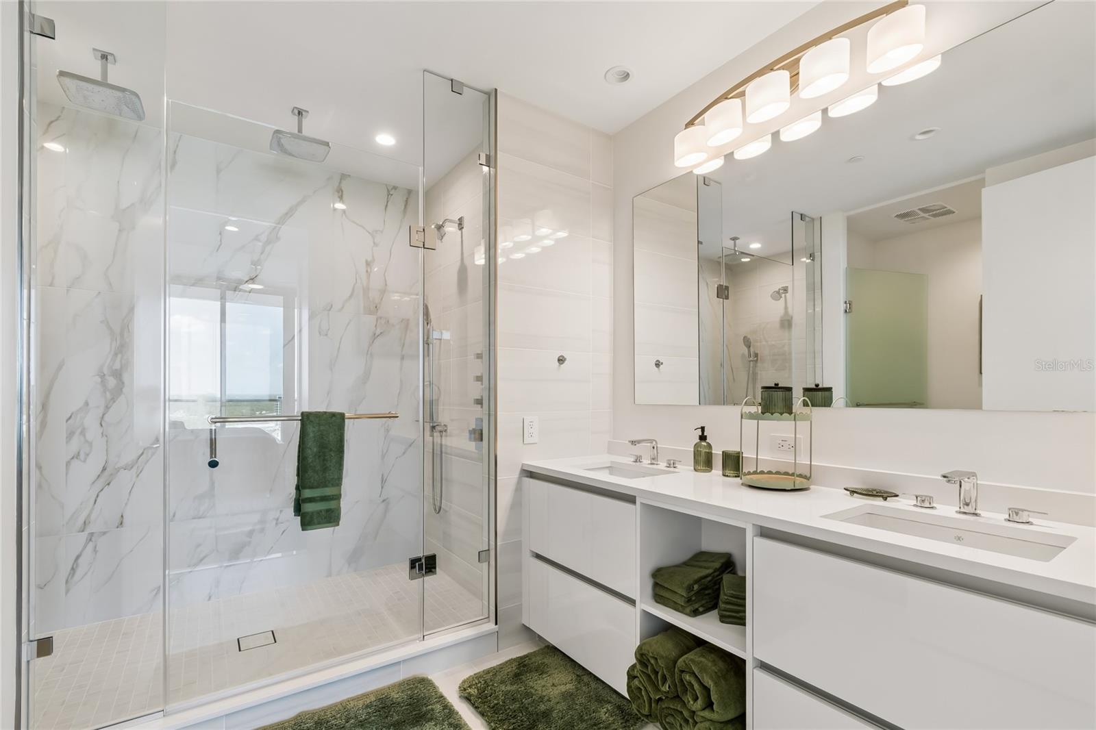 400 CENTRAL AVE #2102 — photo 34