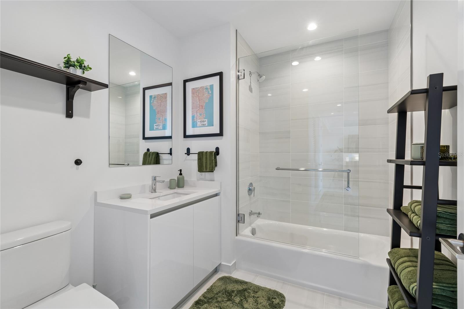 400 CENTRAL AVE #2102 — photo 45