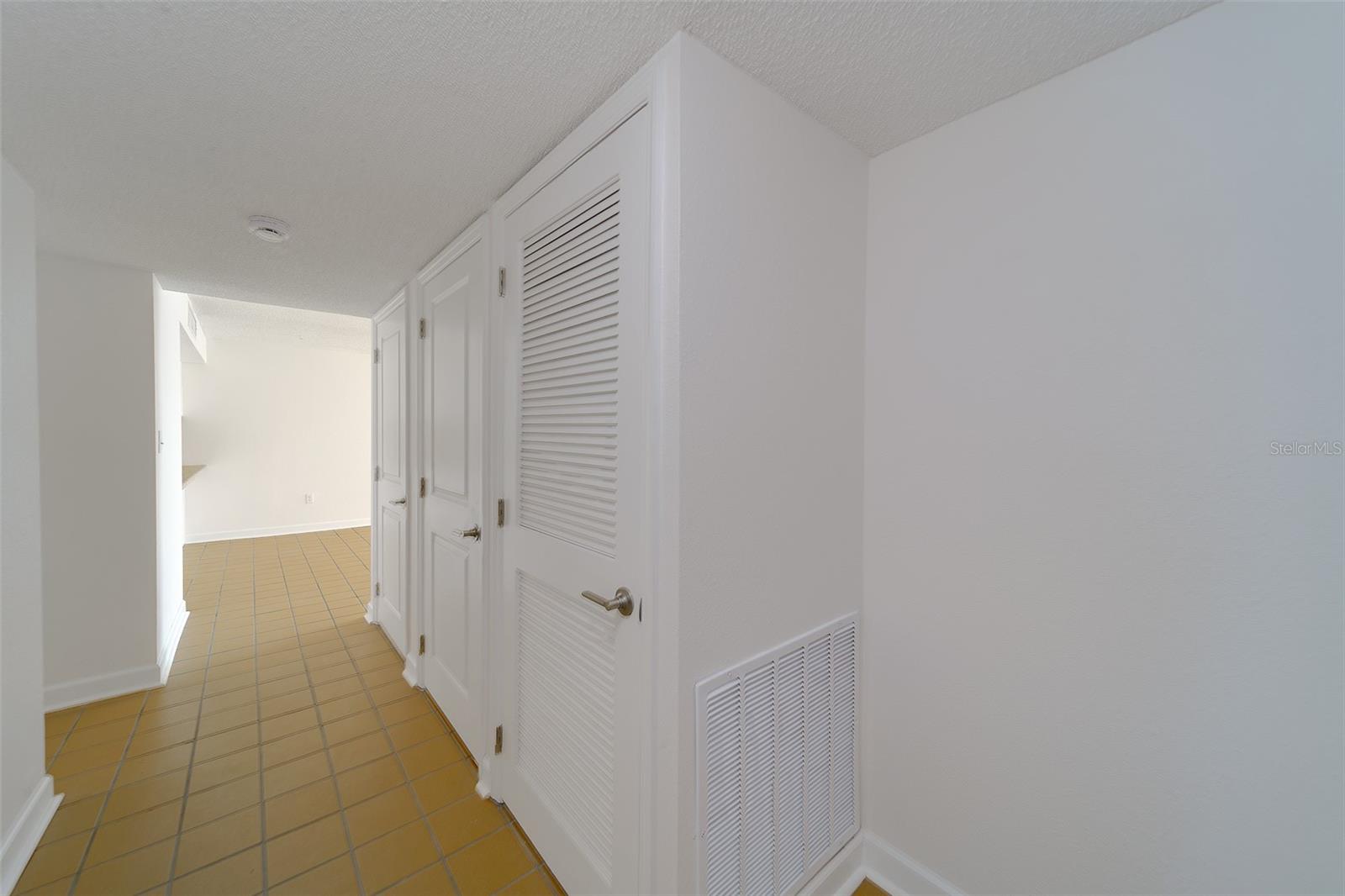 450 S GULFVIEW BLVD #208 — photo 10