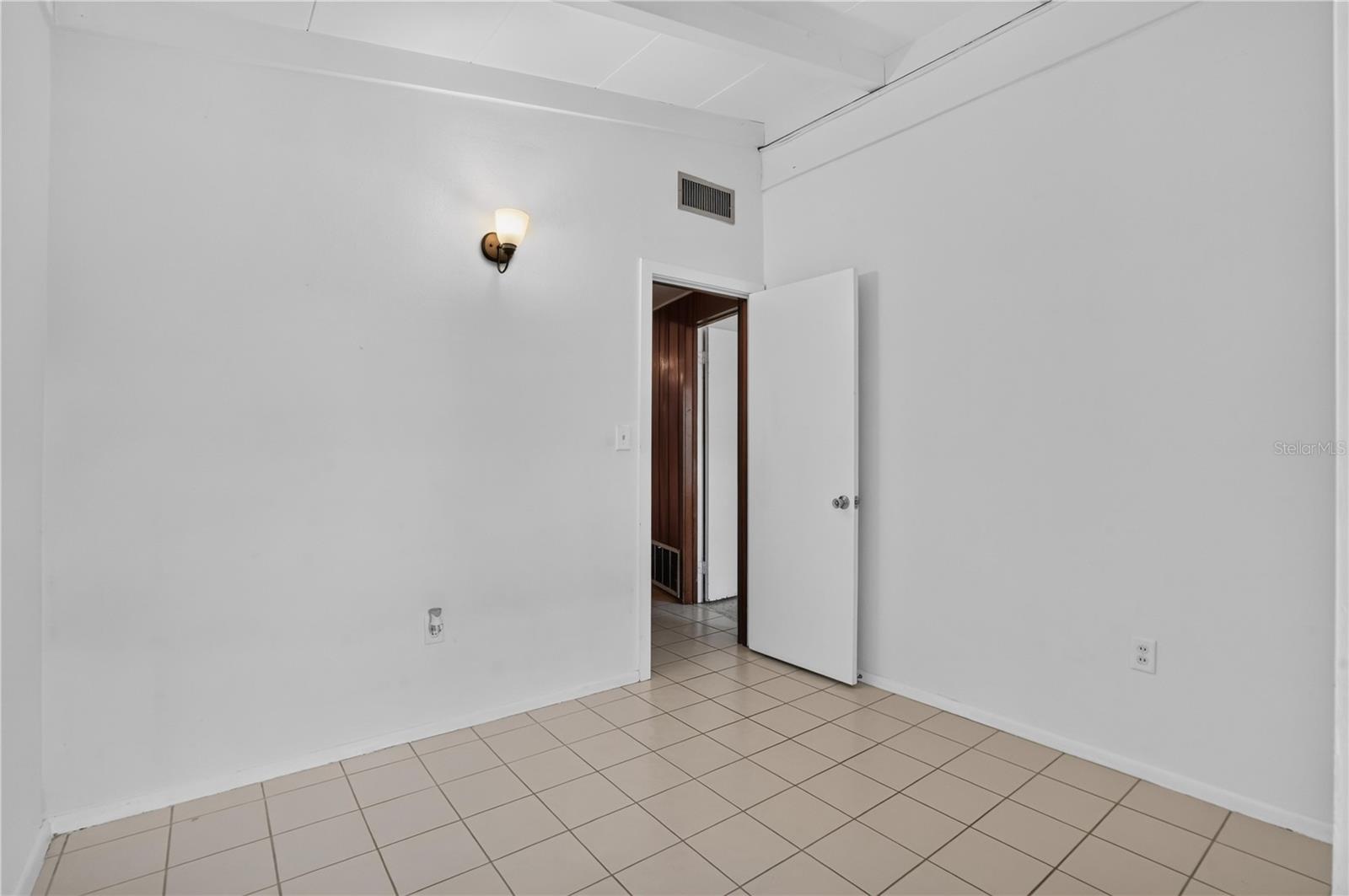 1804 BAYWOOD DR — photo 36