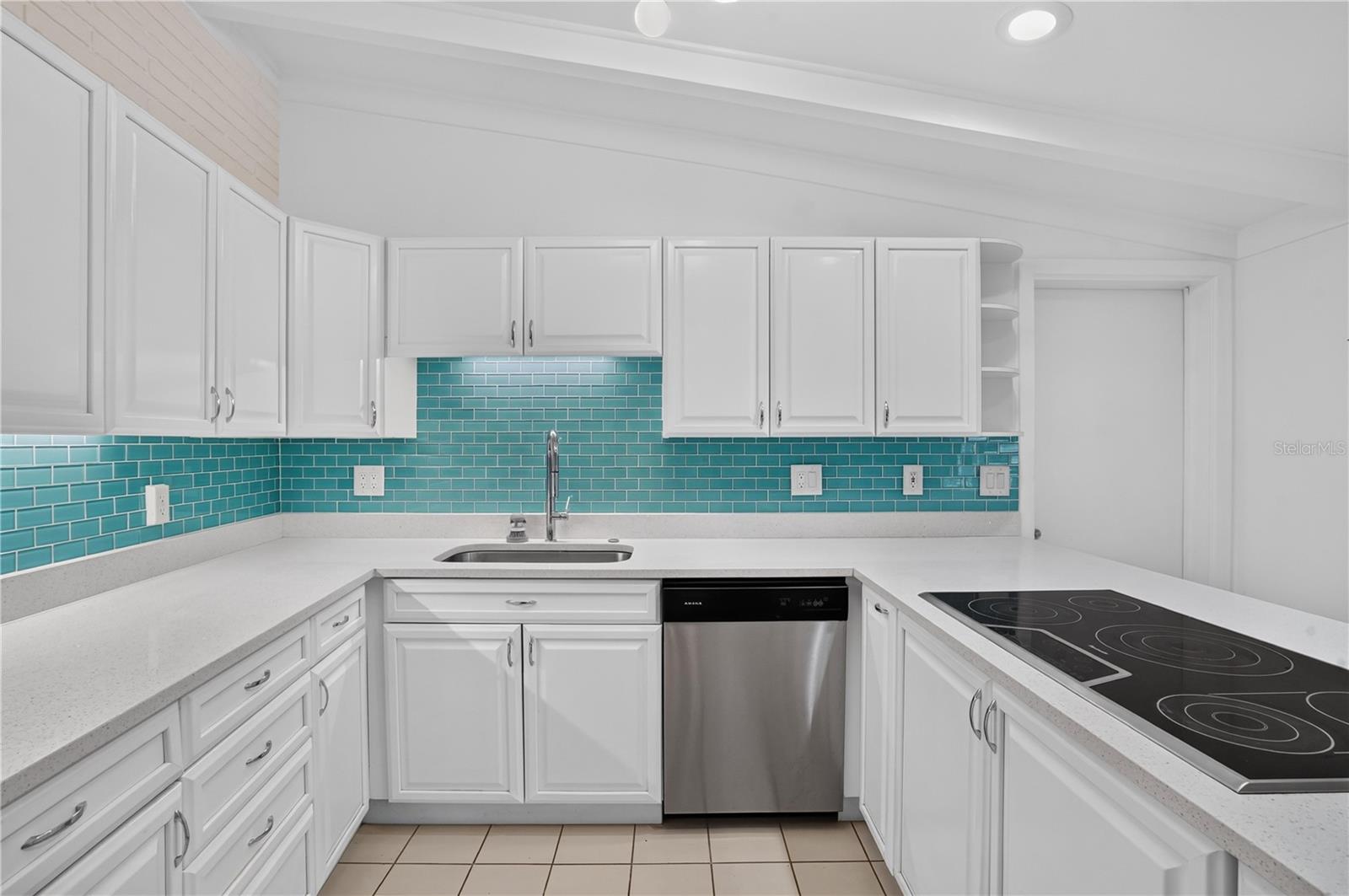 1804 BAYWOOD DR — photo 12