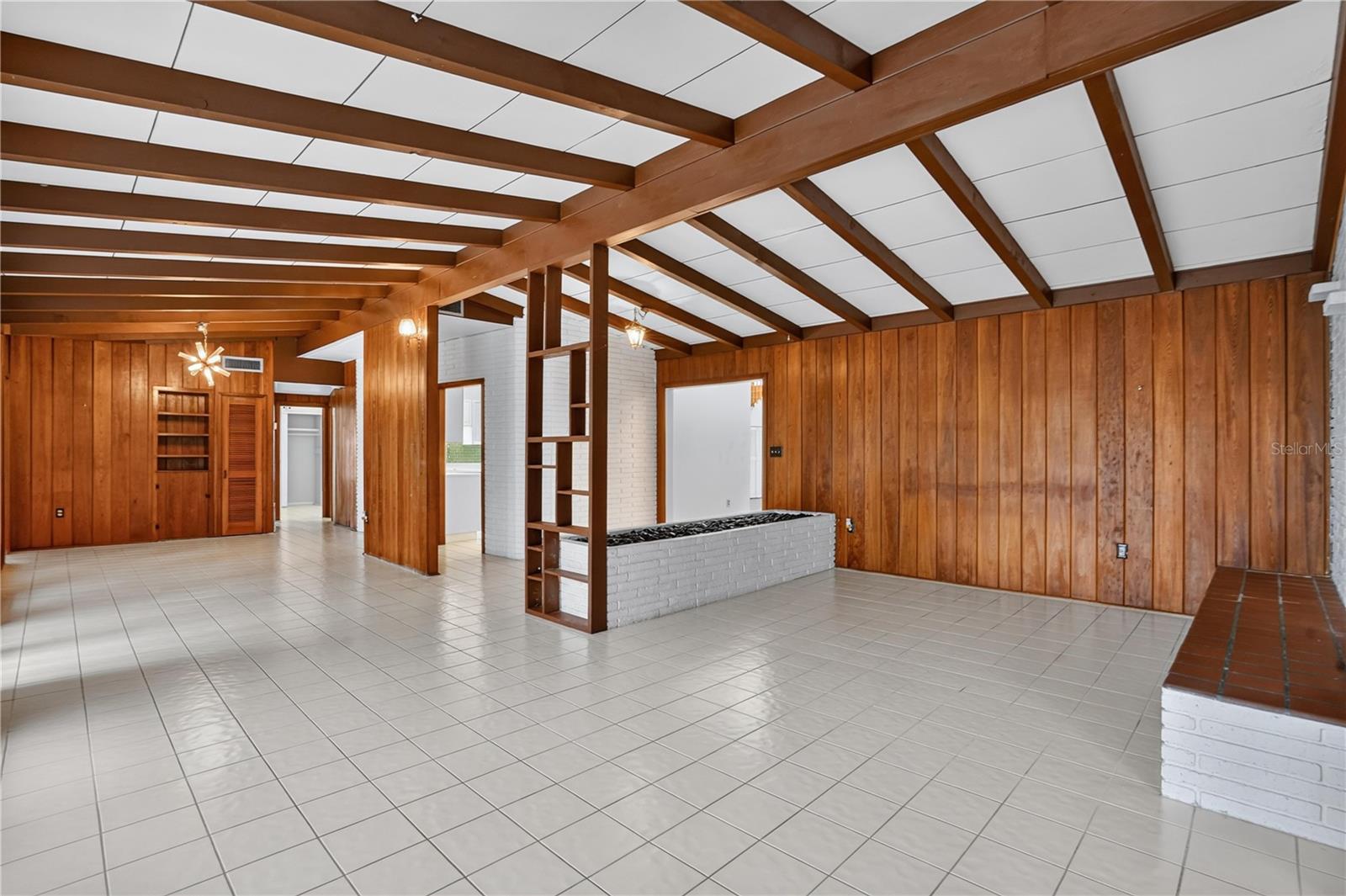 1804 BAYWOOD DR — photo 25