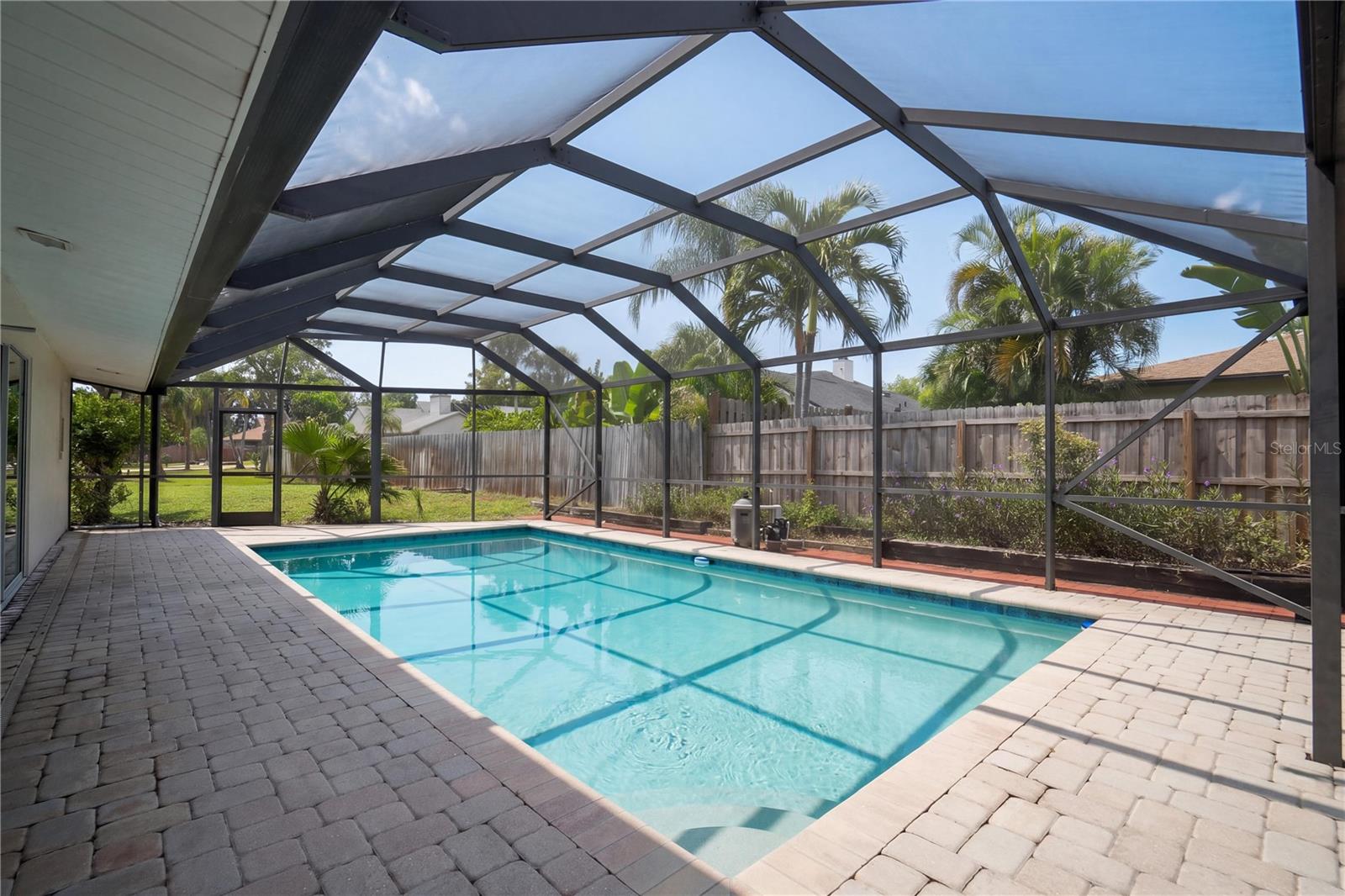 1804 BAYWOOD DR — photo 44