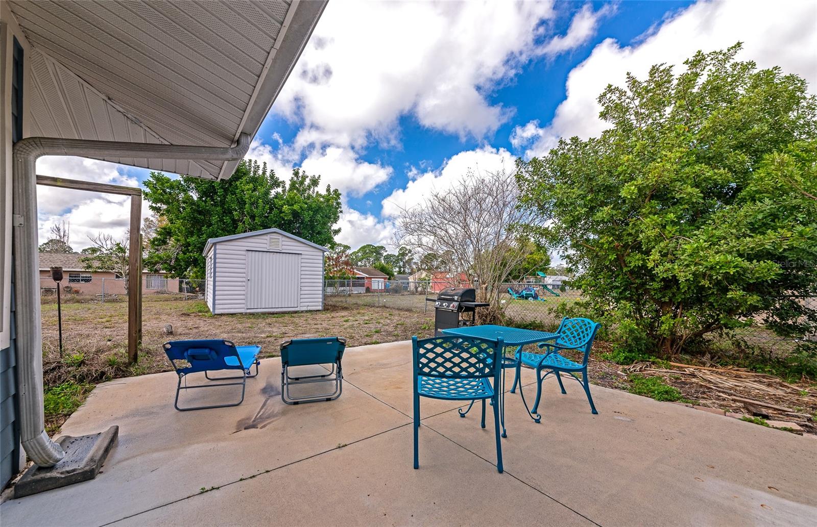 6703 ELECTRA AVE — photo 35