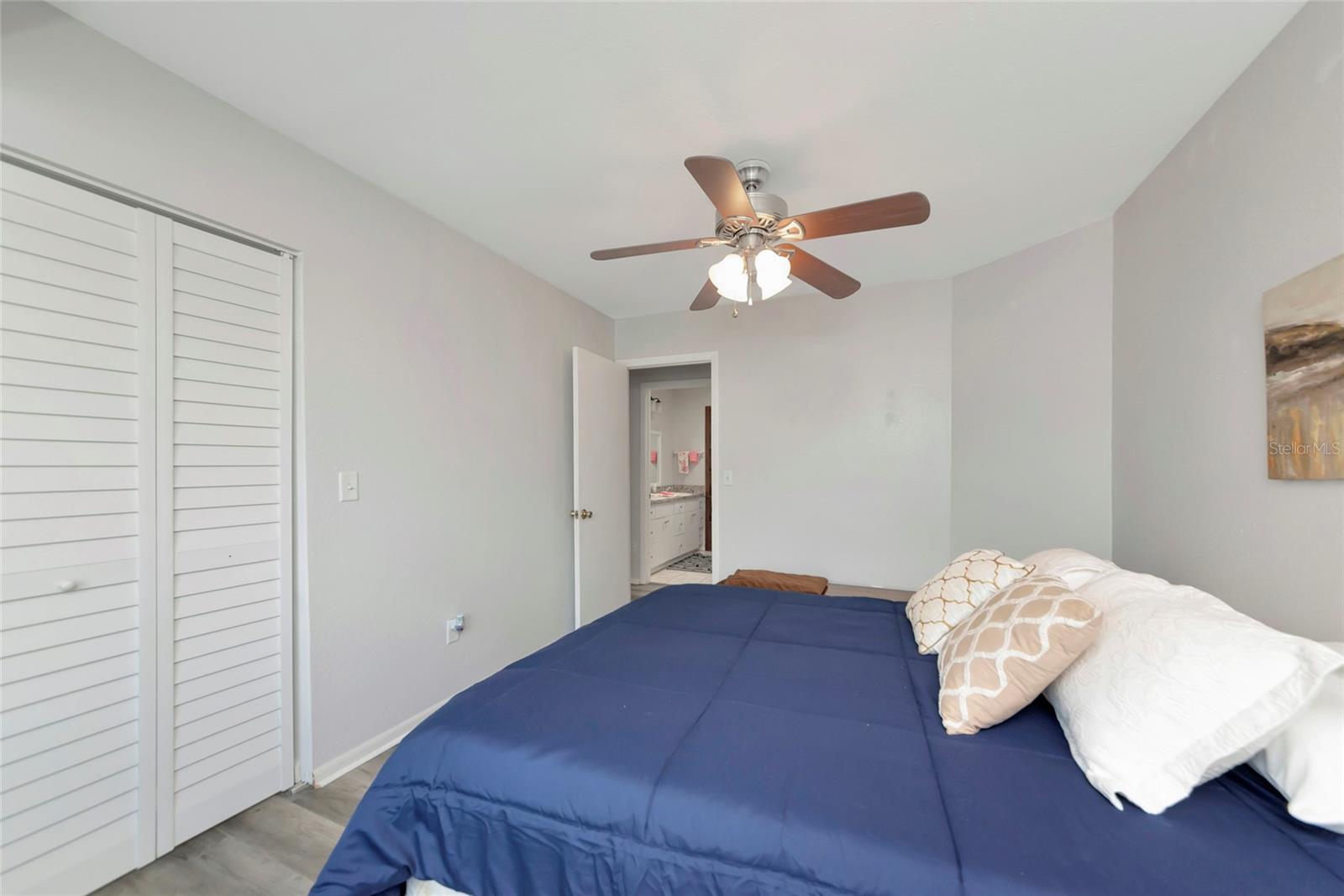 6703 ELECTRA AVE — photo 29