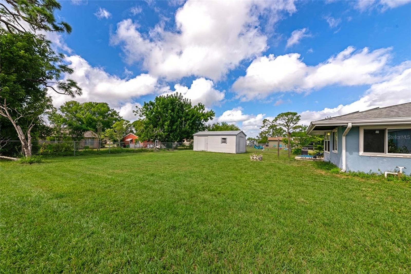 6703 ELECTRA AVE — photo 39