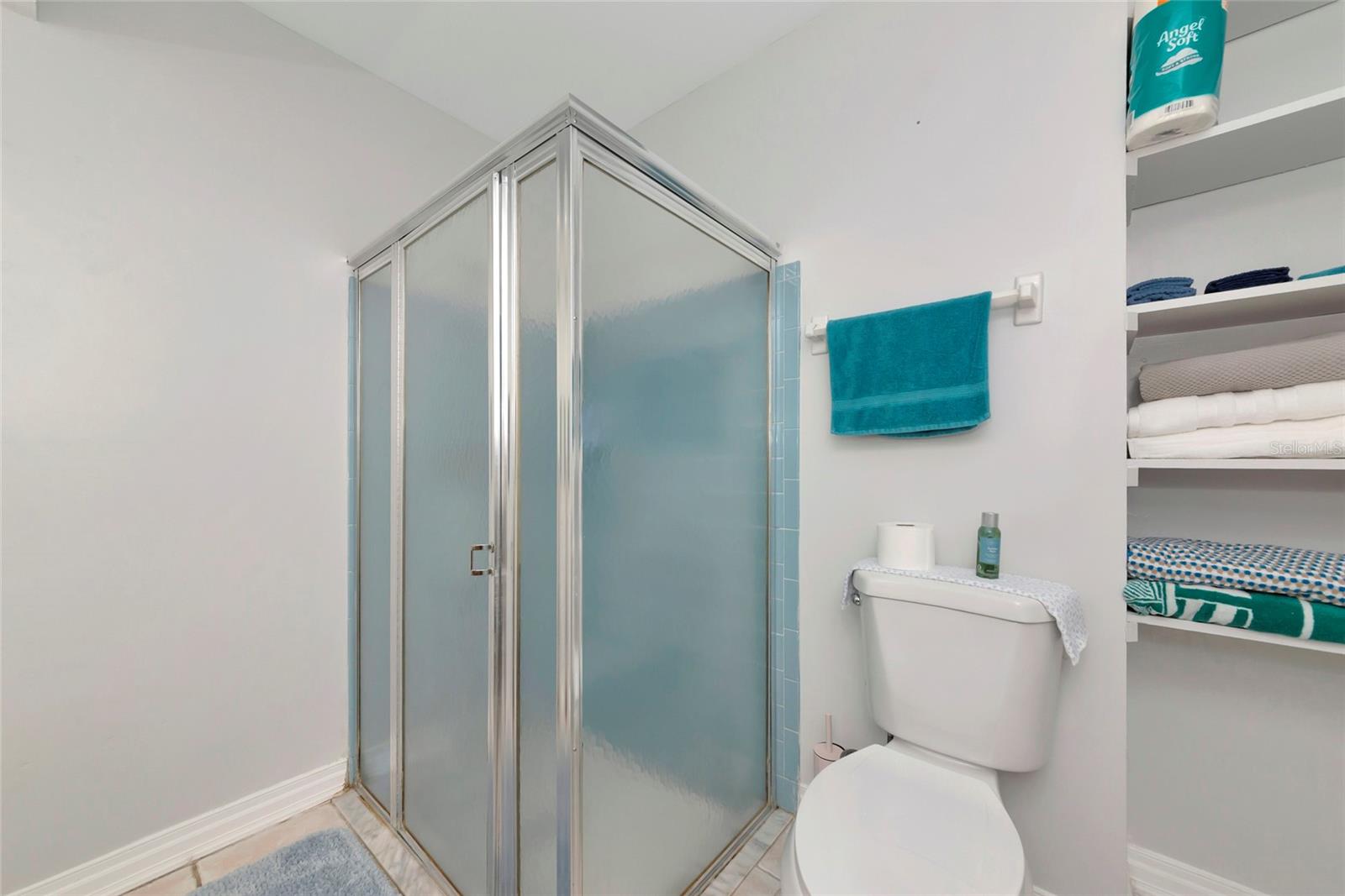 6703 ELECTRA AVE — photo 24