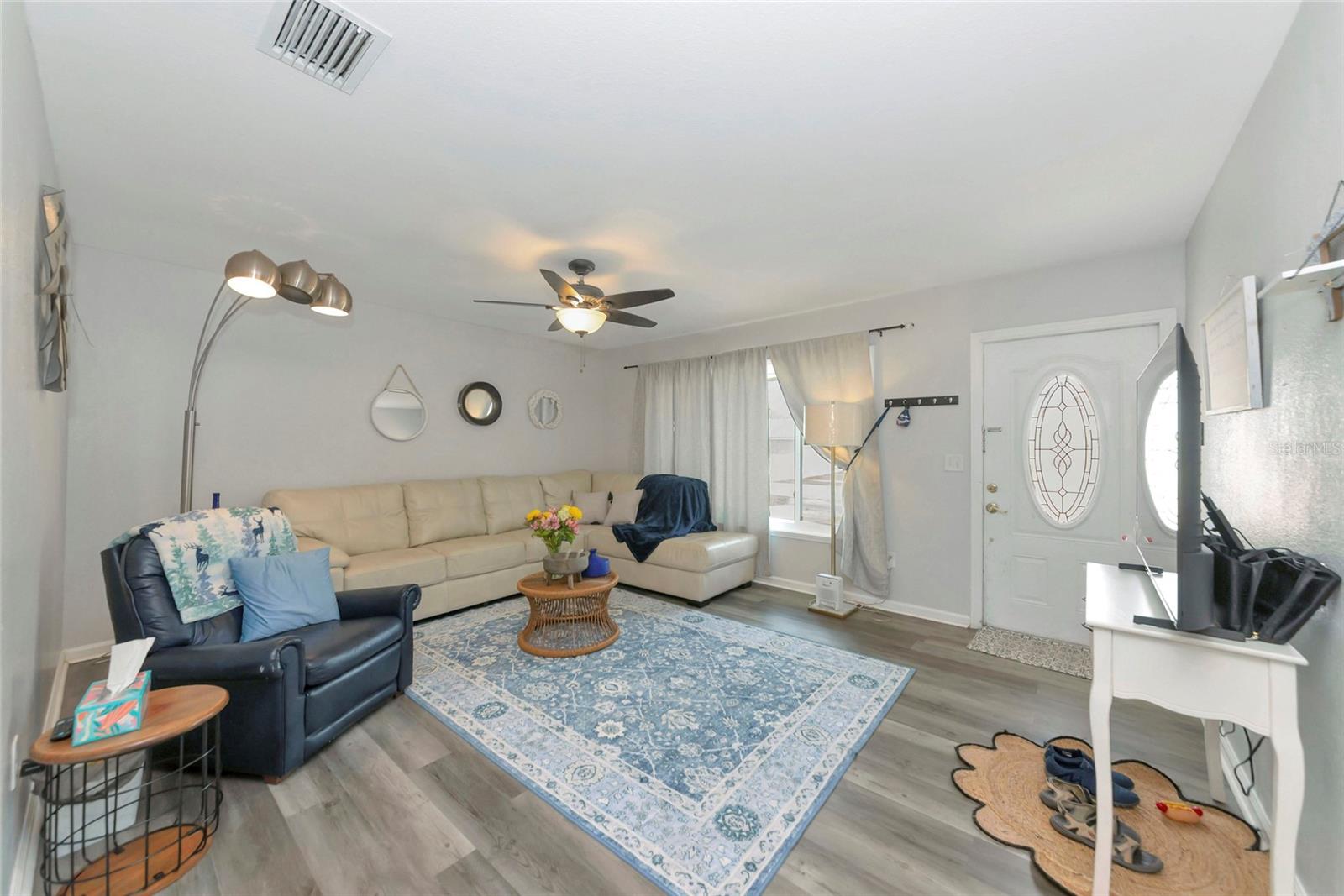 6703 ELECTRA AVE — photo 4