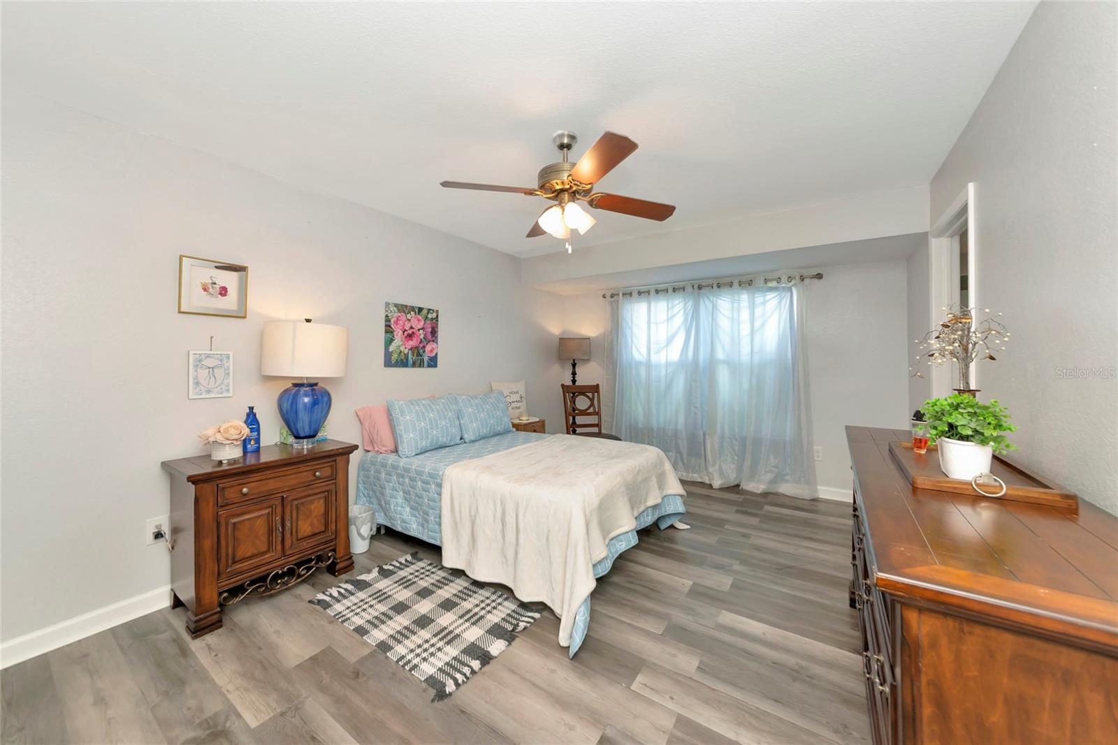 6703 ELECTRA AVE — photo 19