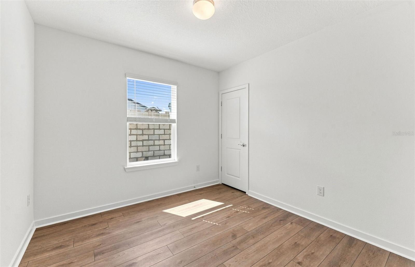 6287 BROAD FIELD AVE — photo 12