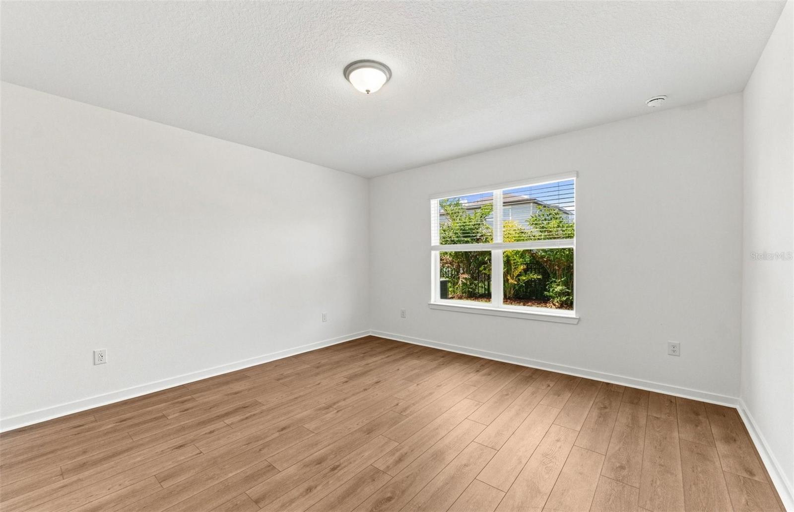 6287 BROAD FIELD AVE — photo 8