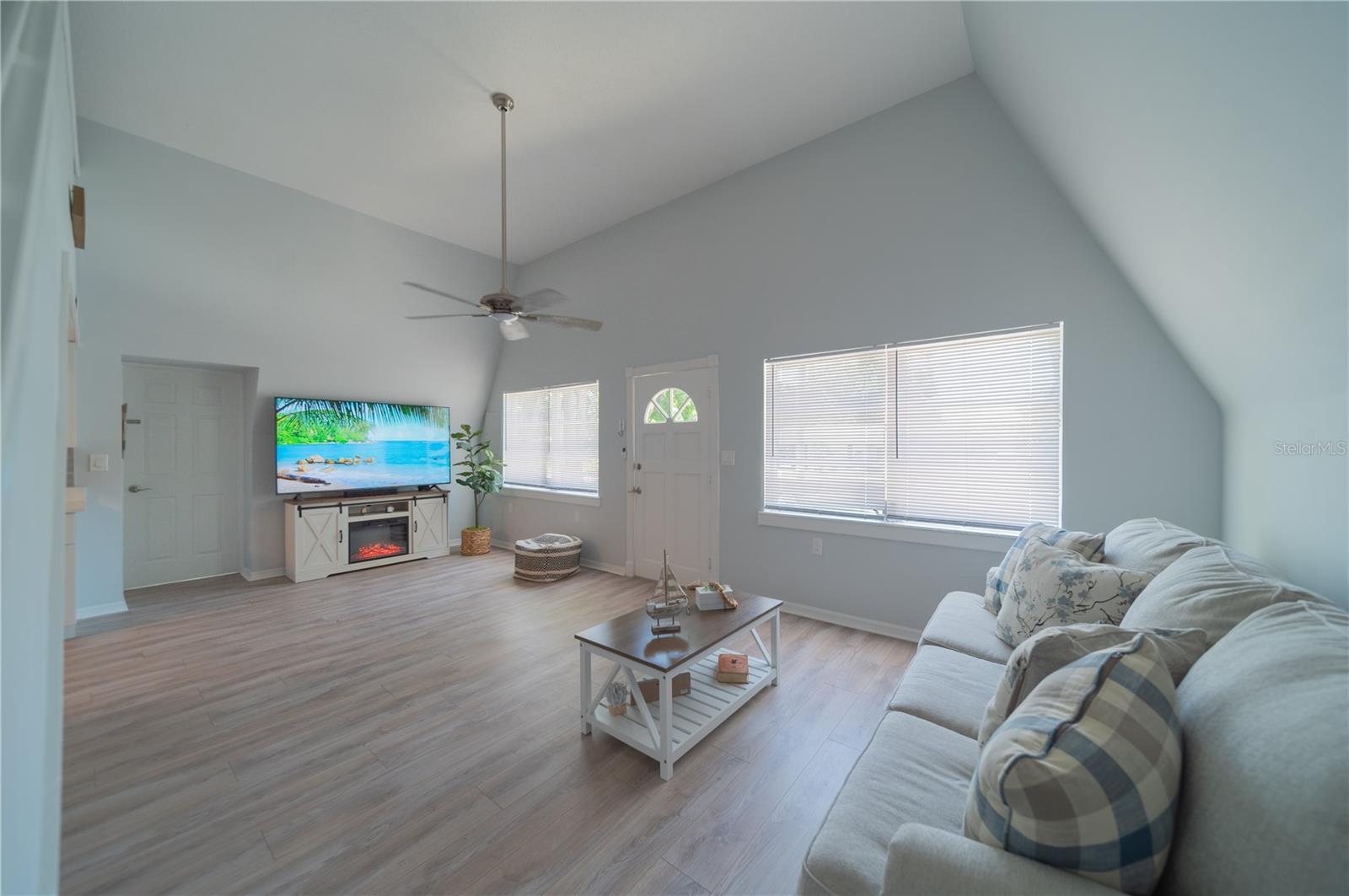 501 PAMETO RD — photo 4