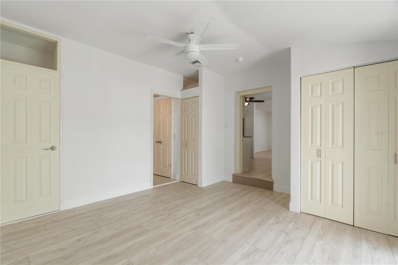 5822 RIVER RD — photo 45