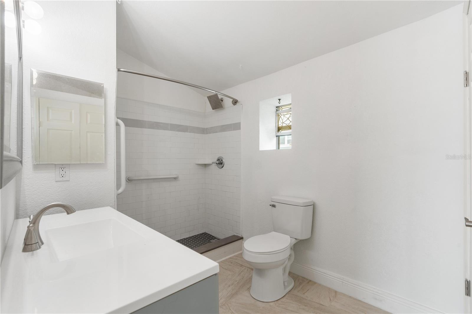 5822 RIVER RD — photo 30