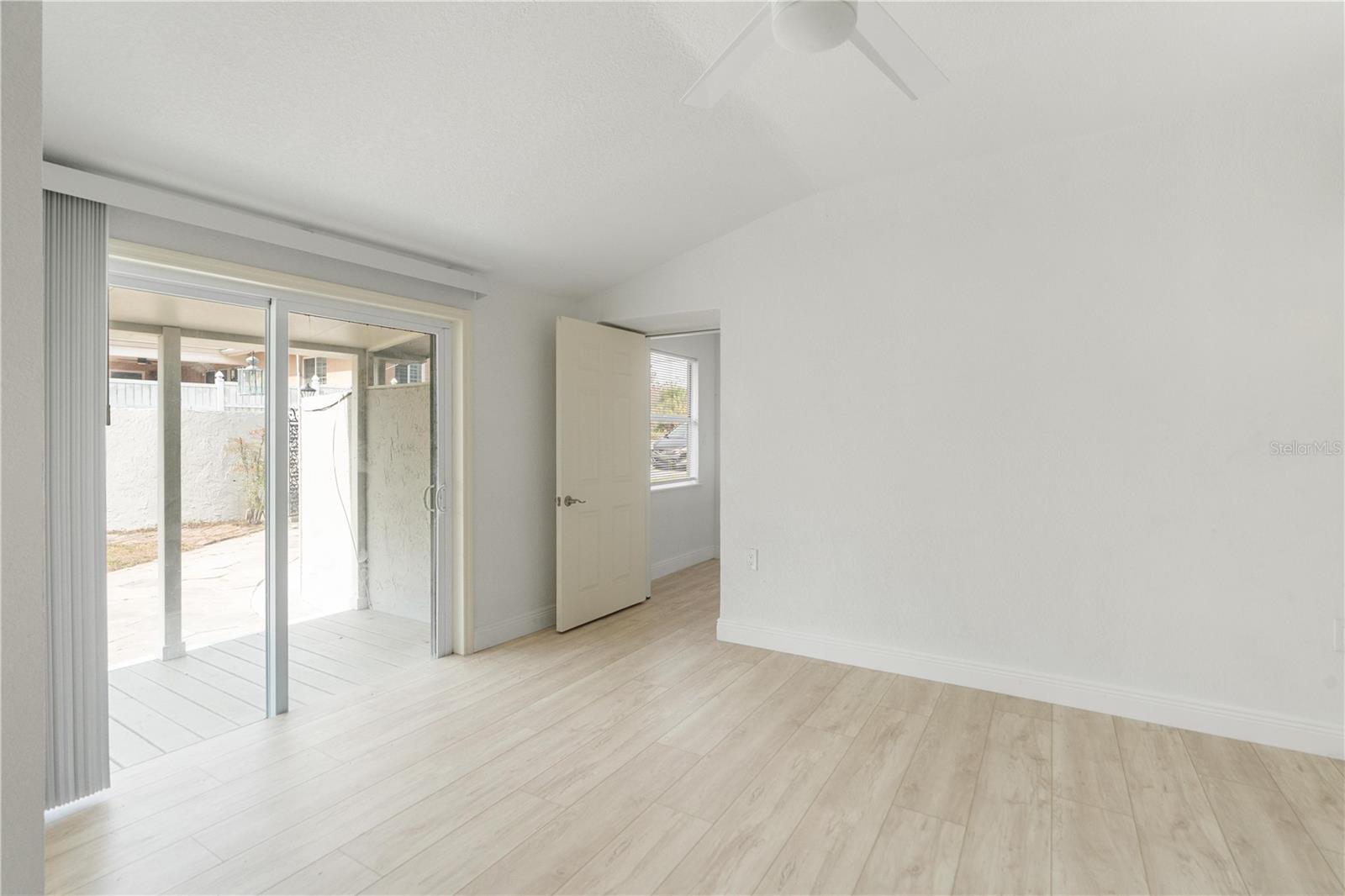 5822 RIVER RD — photo 42