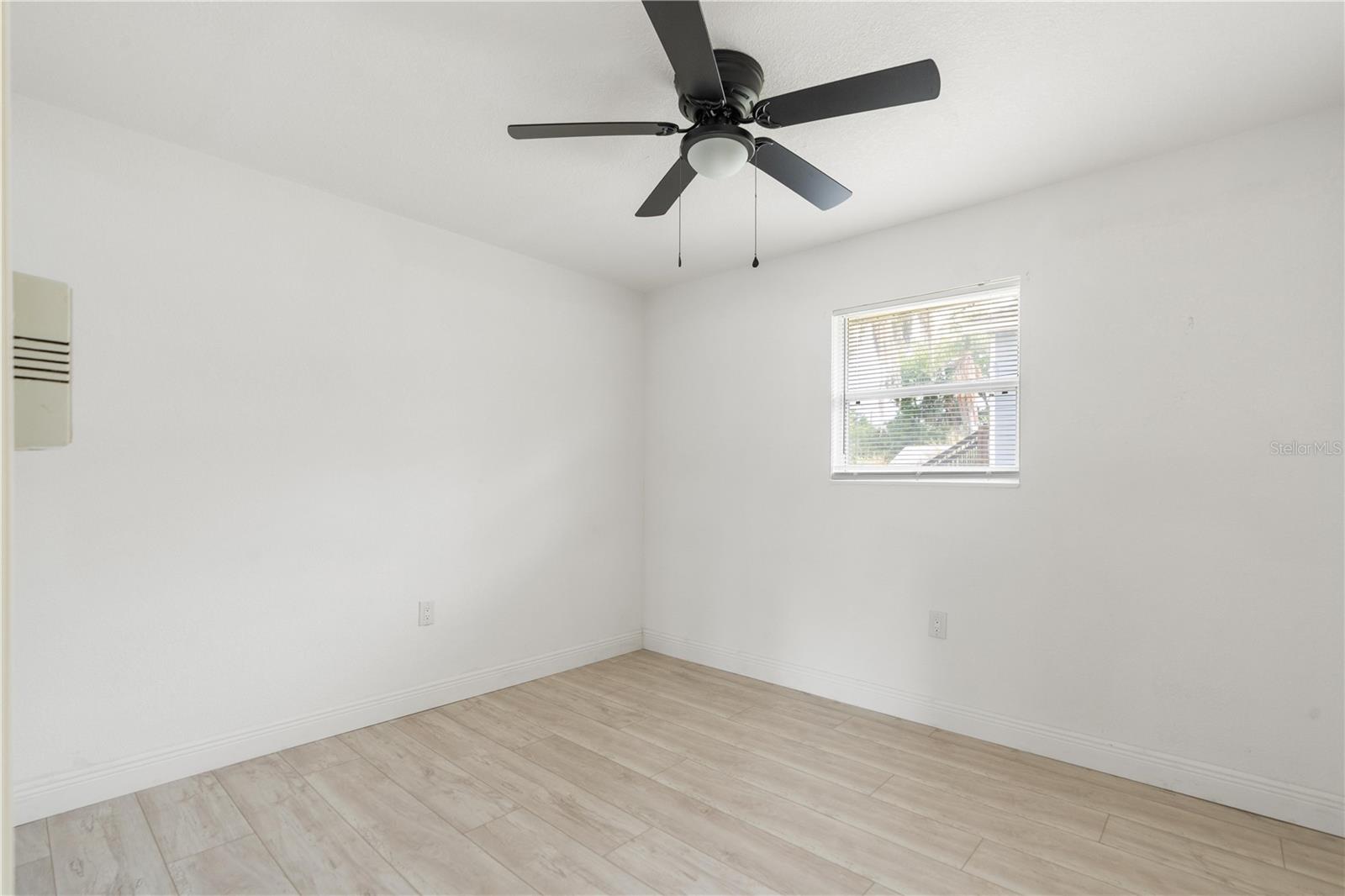 5822 RIVER RD — photo 39