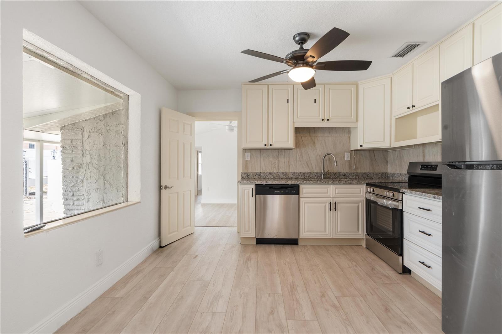 5822 RIVER RD — photo 14