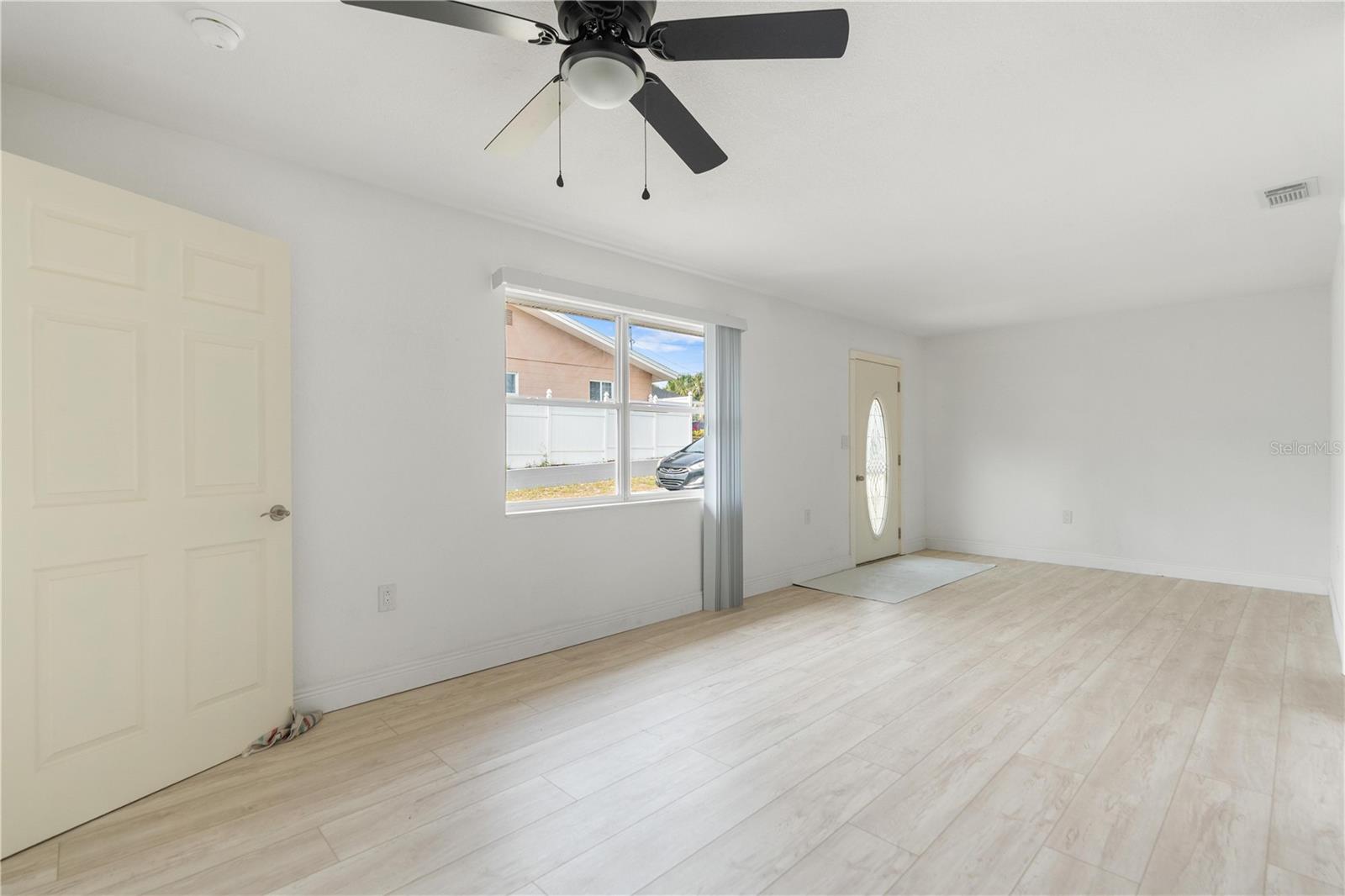 5822 RIVER RD — photo 24