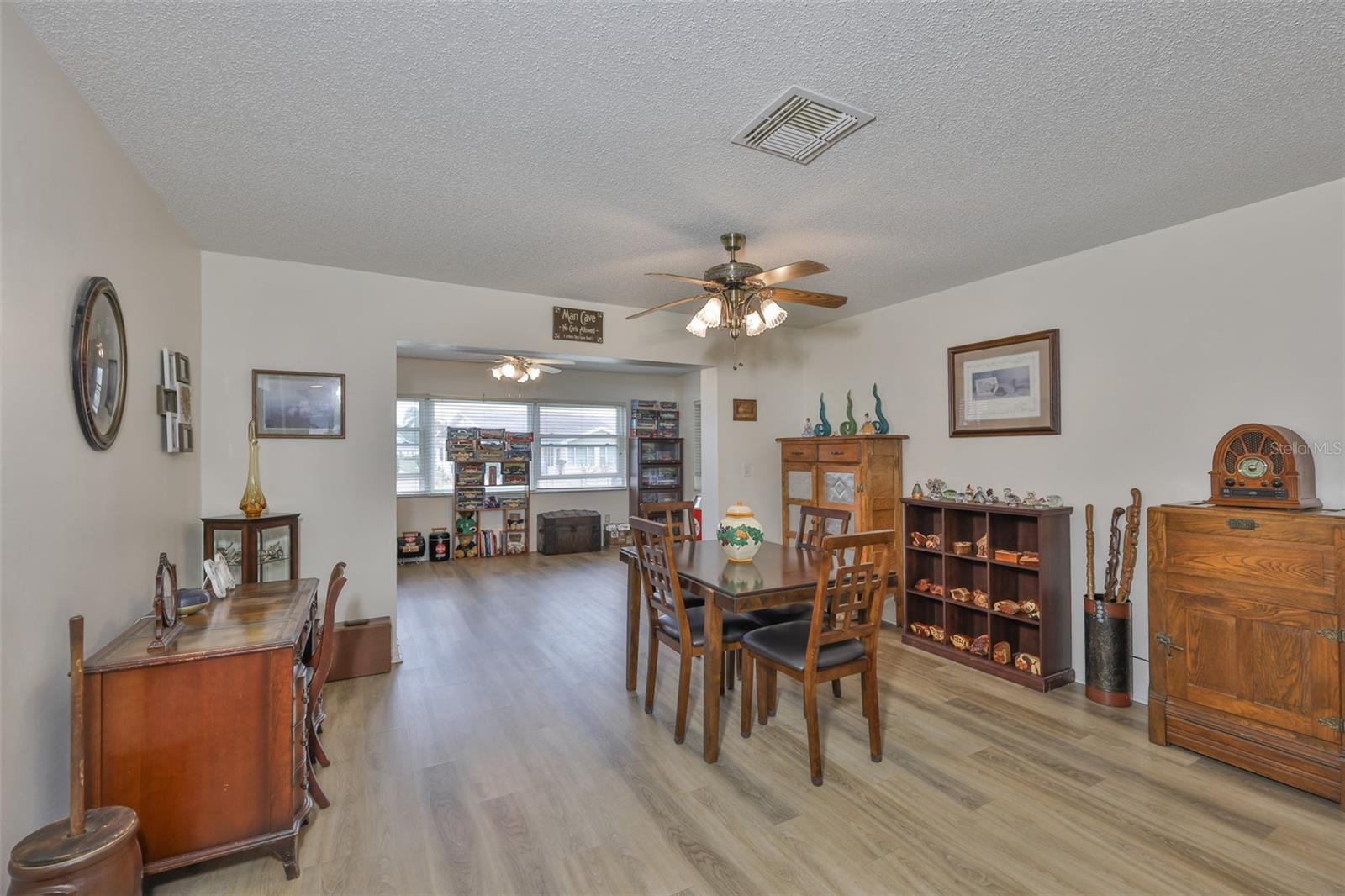 1511 CLOISTER DR — photo 20