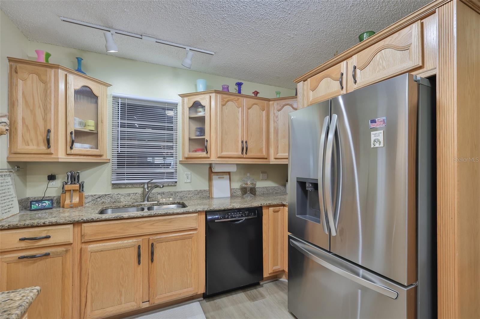 1511 CLOISTER DR — photo 12