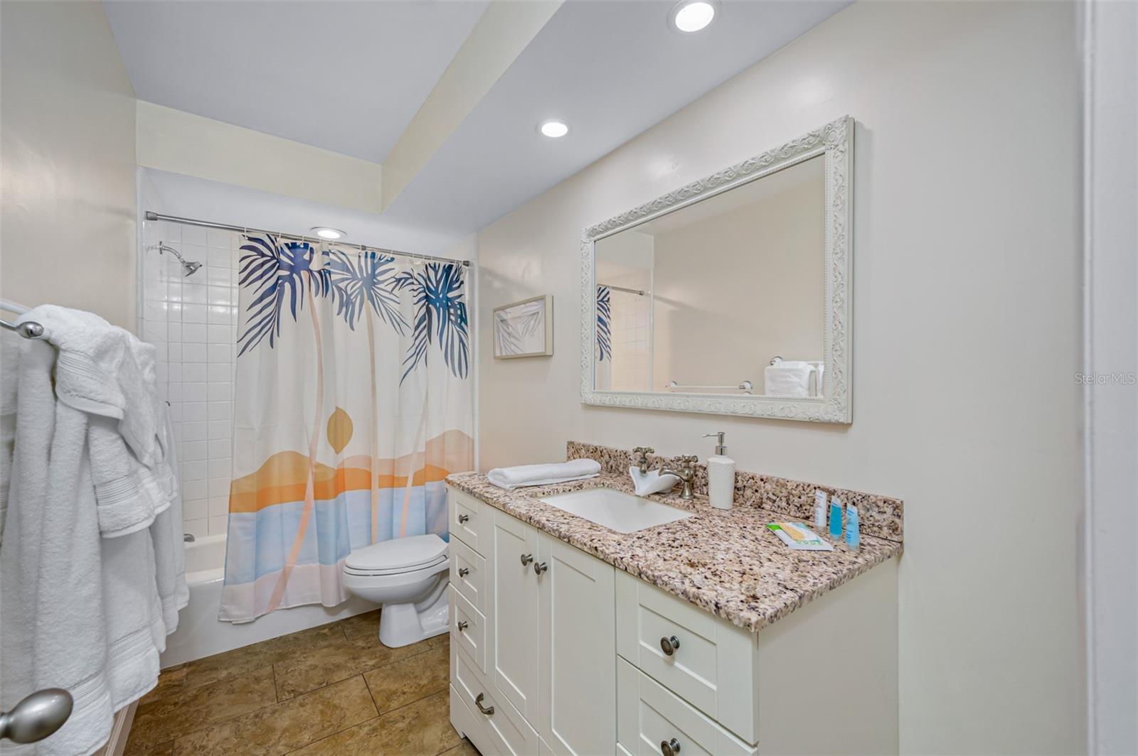 3749 MCKAY CREEK DR — photo 28