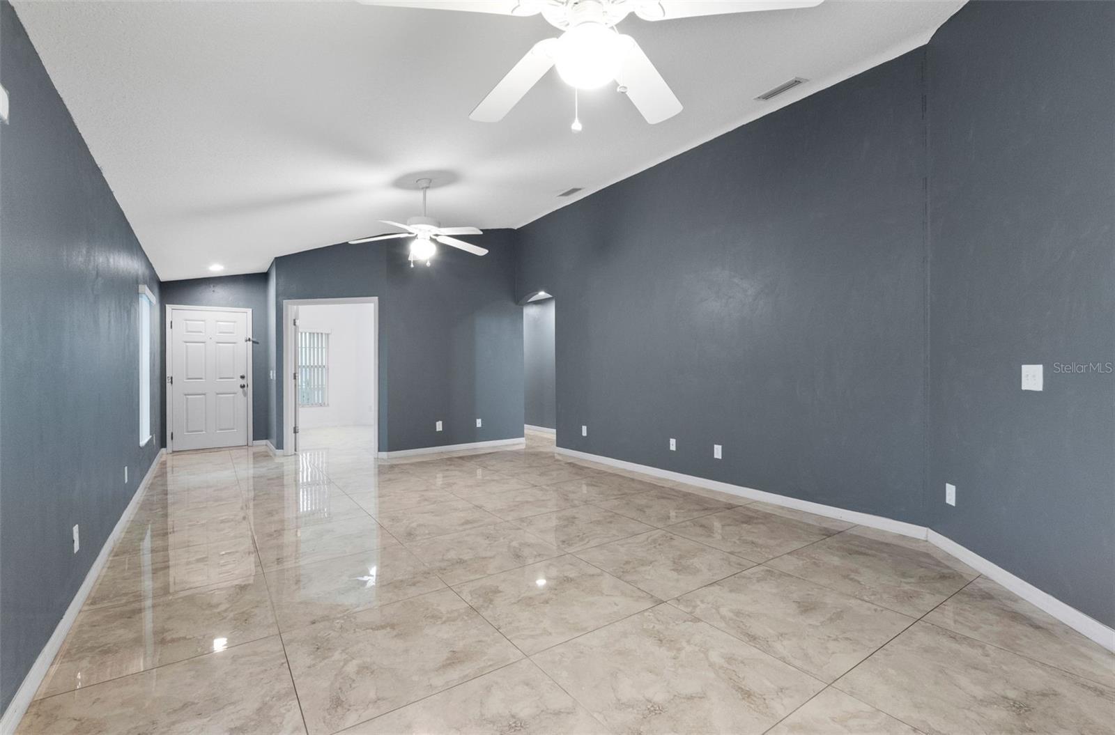4316 OLD WAVERLY CT — photo 8