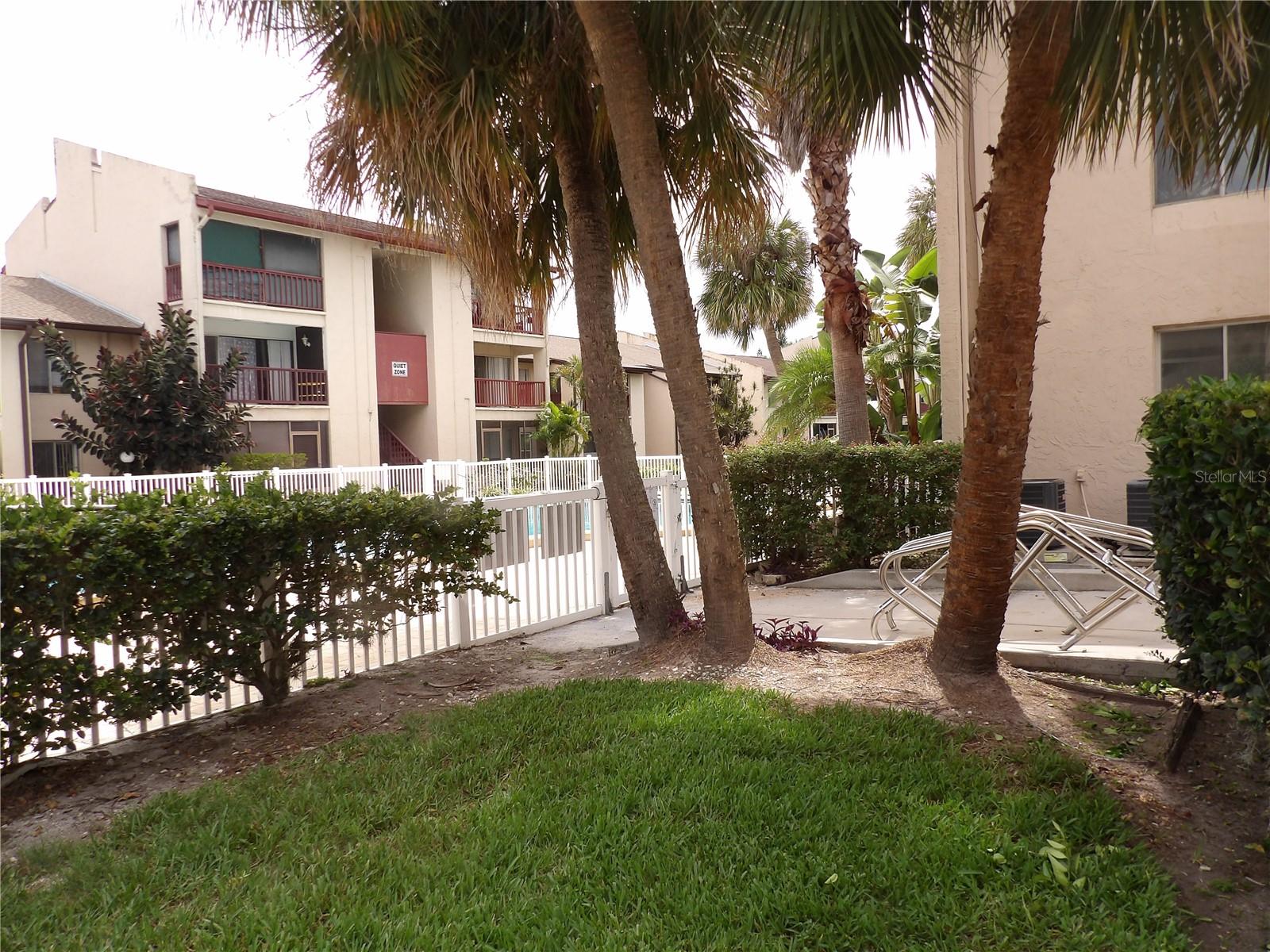 3836 N LAKE DR #119 — photo 3