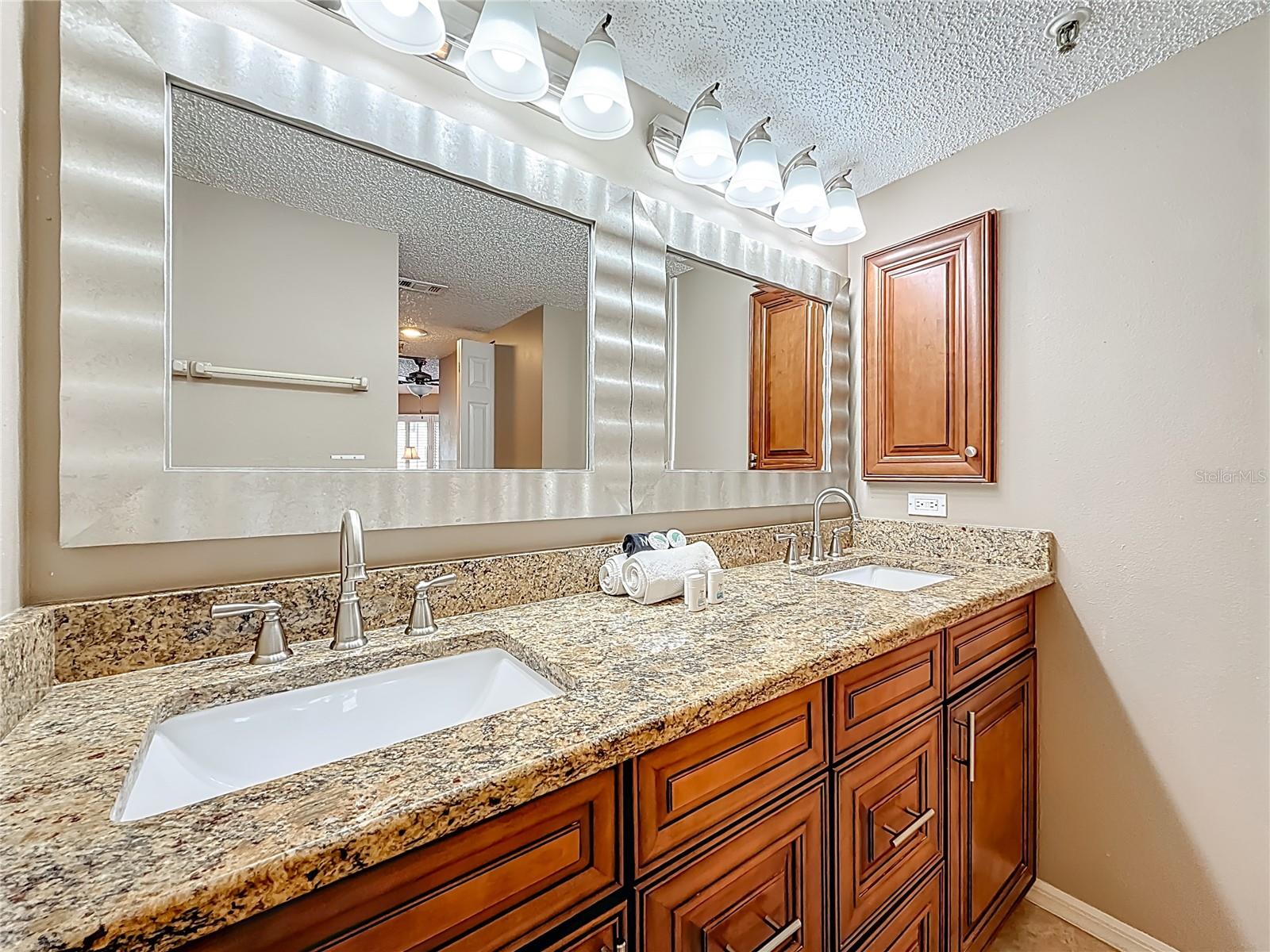 18400 GULF BLVD #1312 — photo 30