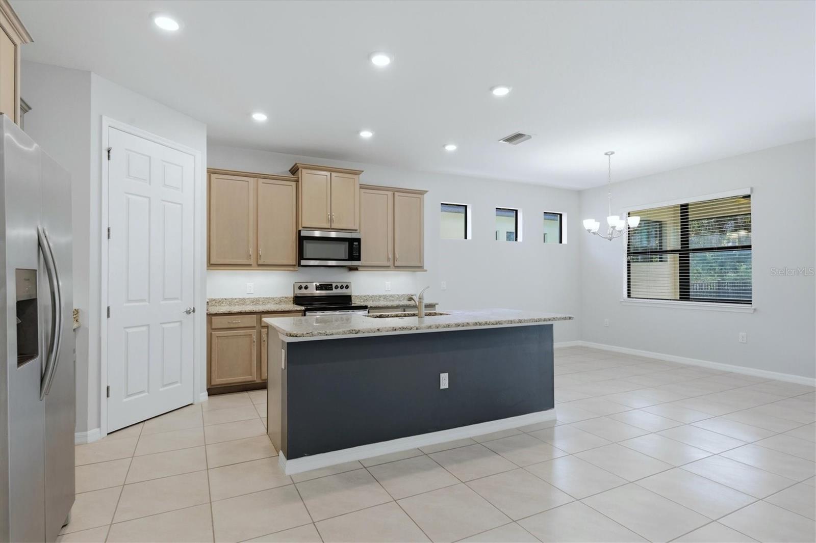 12031 LOVEGRASS ST — photo 14