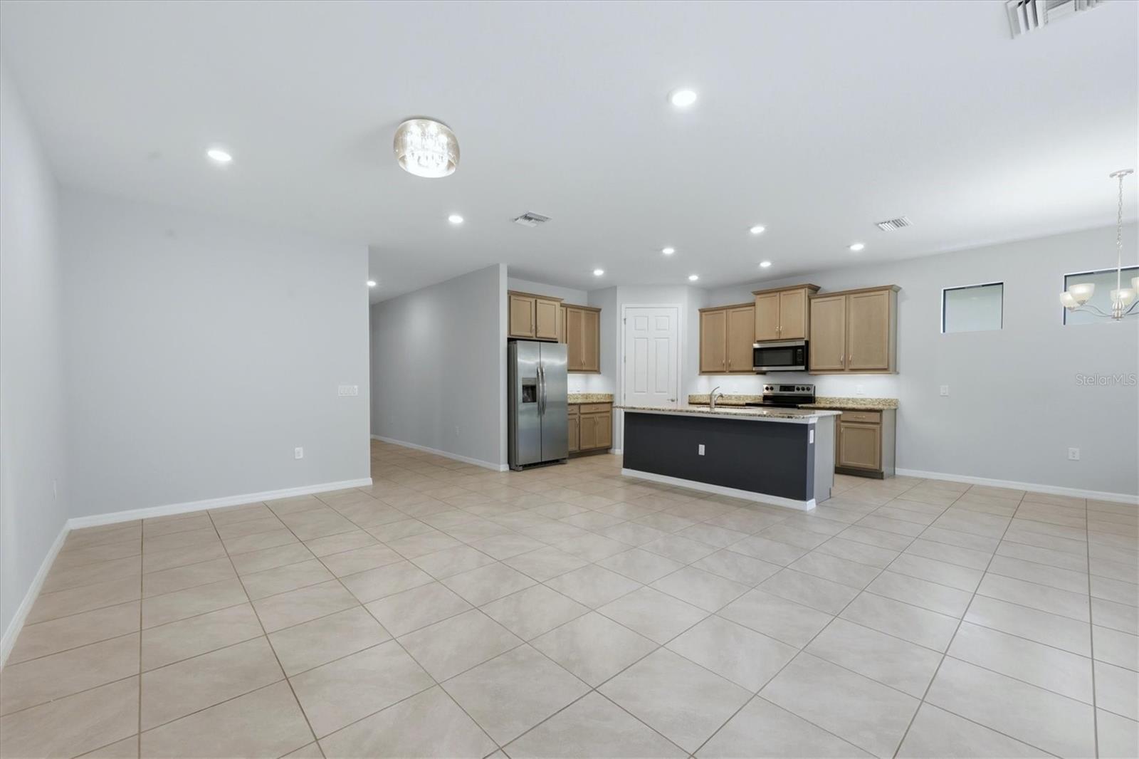 12031 LOVEGRASS ST — photo 12