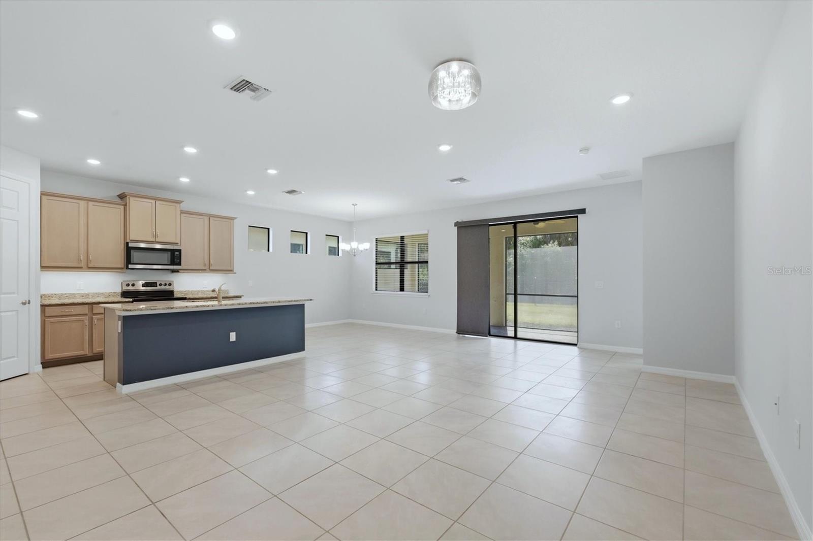 12031 LOVEGRASS ST — photo 10